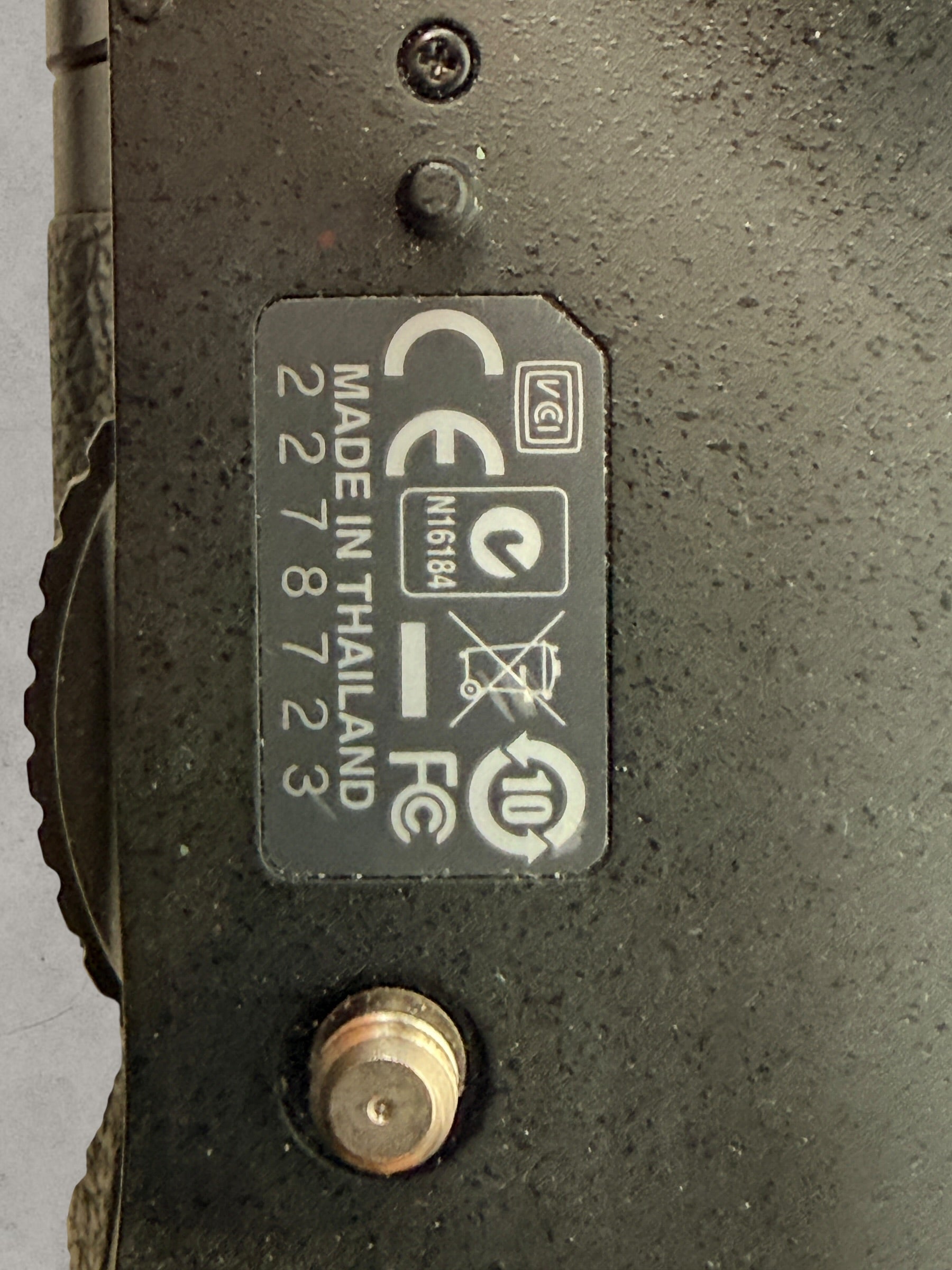 Nikon MB-D10 battery grip for D300 and D700 DSLR cameras. Genuine vertical grip sold AS-IS. Great replacement or parts unit for Nikon photographers.