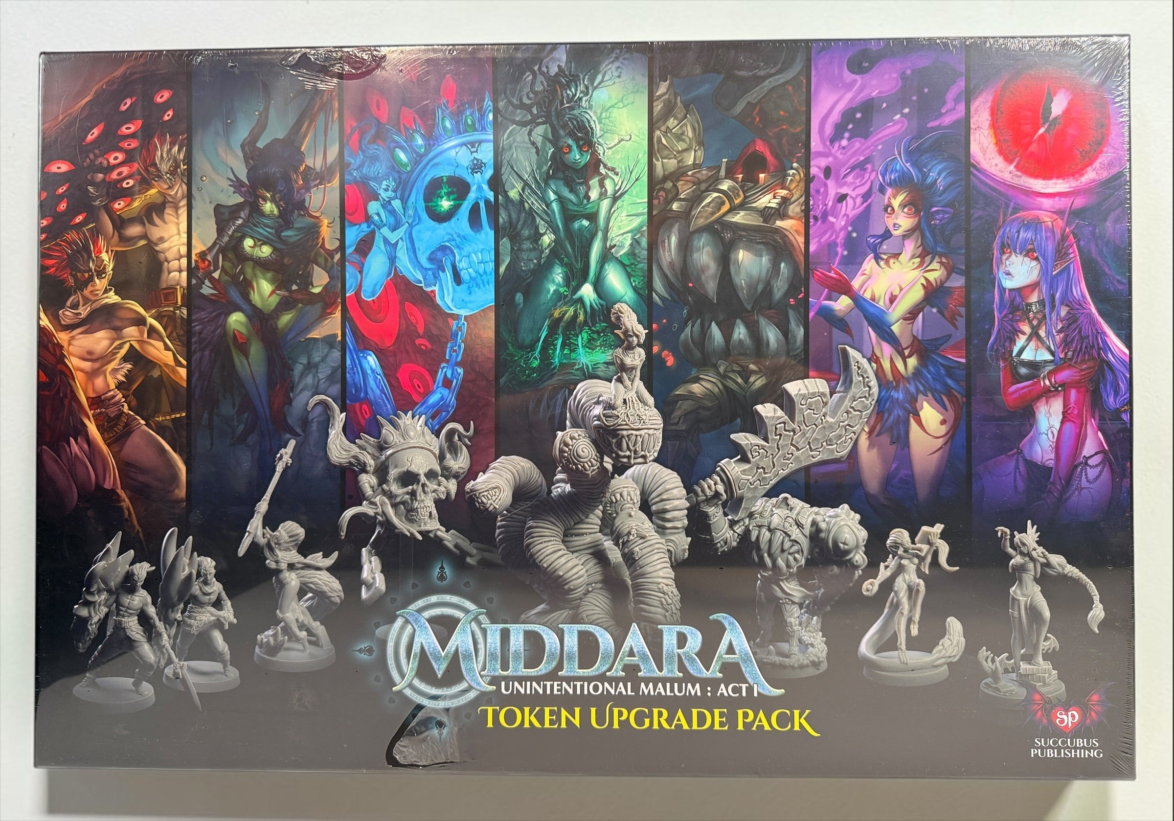 Middara Act 1 Token Upgrade Pack by Succubus Publishing with 32 plastic miniatures and 8 base rings. Factory sealed with damaged shrink wrap.