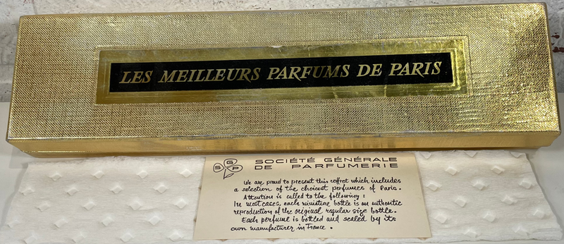 Rare ensemble de 10 pièces des Meilleurs Parfums de Paris. Mini-bouteilles