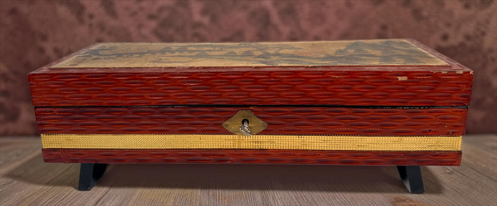 Vintage Japanese-style wooden musical jewelry box with ballerina, mirrors, gold interior and Mount Fuji landscape decoration. Unique mid-century décor.