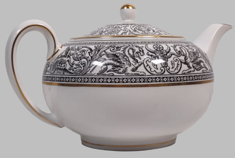 Théière noire florentine Wedgwood, fabriquée en Angleterre