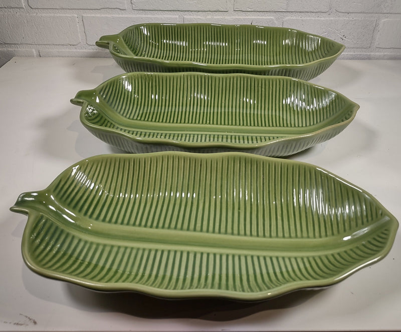 Vintage 1980s Banana Leaf Serving Bowl Set - 3 pcs