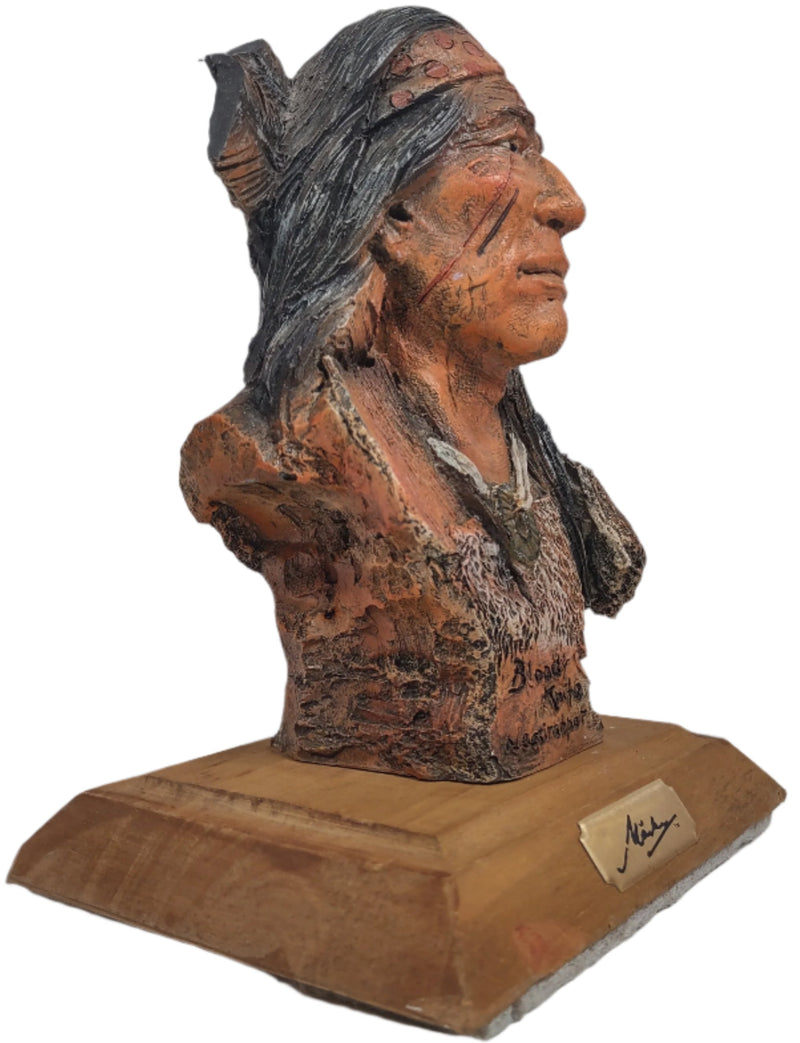 Bust of  Hunkpapa Sioux 'Bloody Knife ' Neesirahpef ' Native American