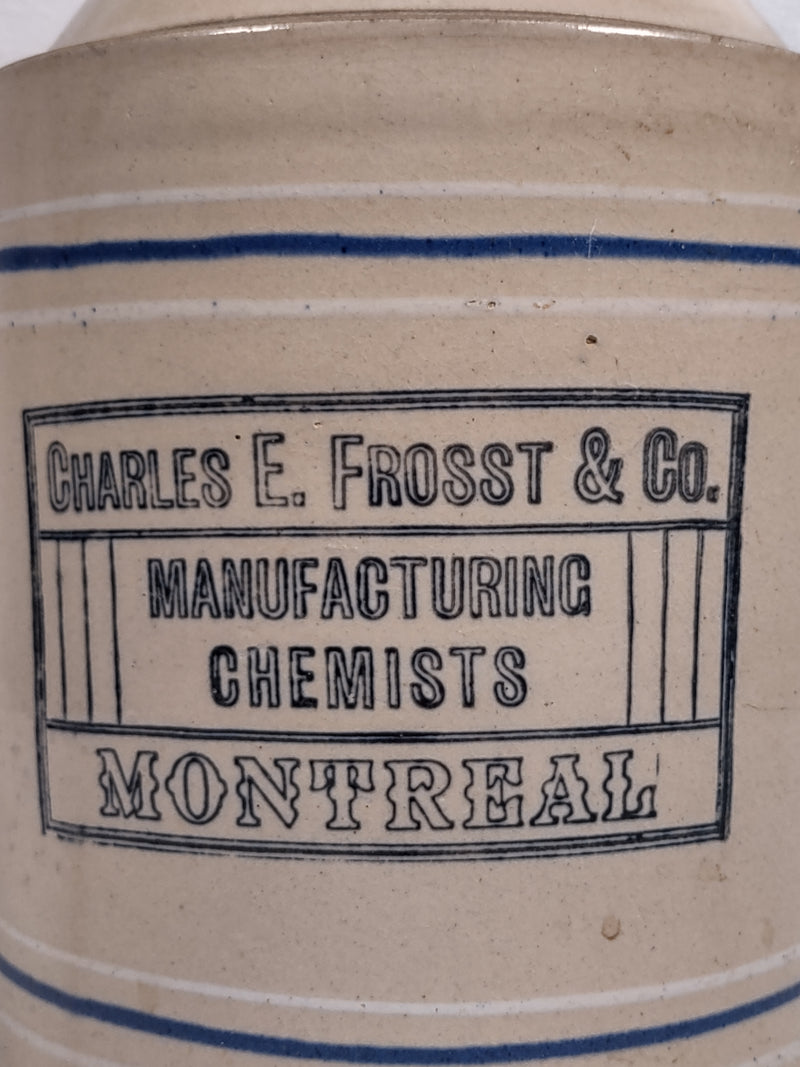 Cruche antique en grès, Charles E. Frosst &amp; Co. Chimistes, Montréal