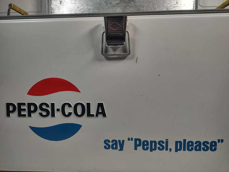 Vintage Metal Cooler,. Pepsi Cola - Say Pepsi Please