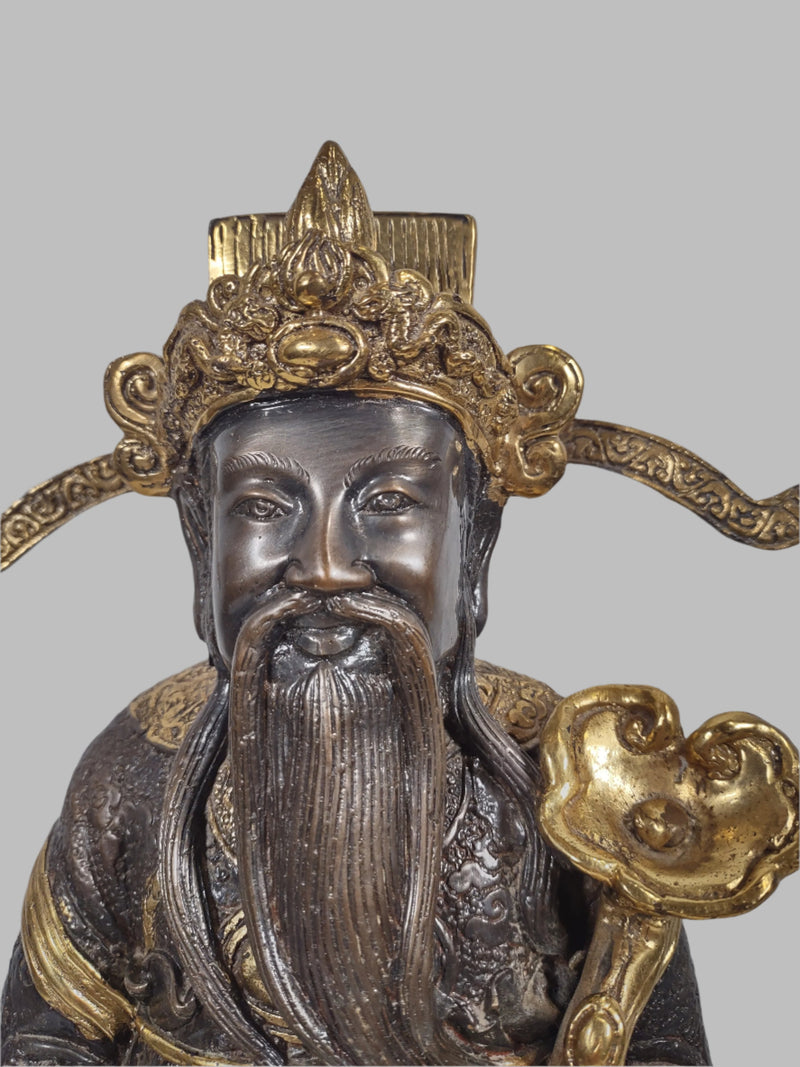 Statue de divinité chinoise en bronze, dieu de la bonne fortune, tenant un lotus à la main