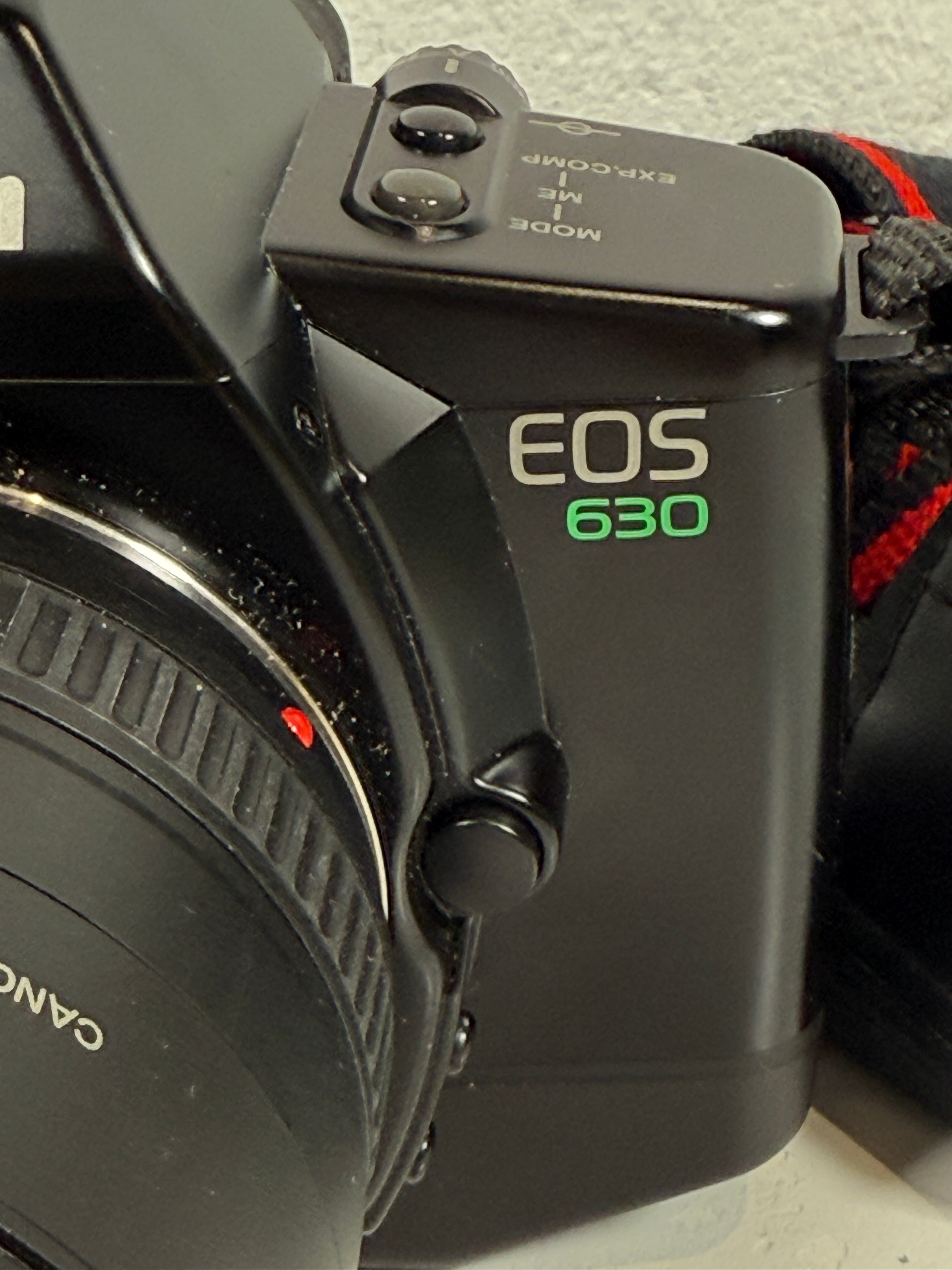 Canon EOS 630 35mm Film SLR Camera Kit – UNTESTED – W/ Lens, Bag, Strap & Accessories