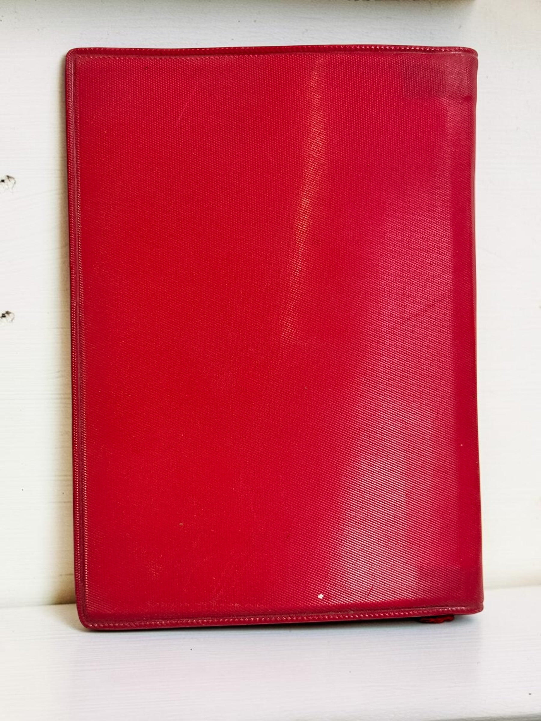 Original 1967 Second Edition Mao Little Red Book, Quotations from Chairman Mao Tse-Tung, Foreign Languages Press Peking, red vinyl cover.