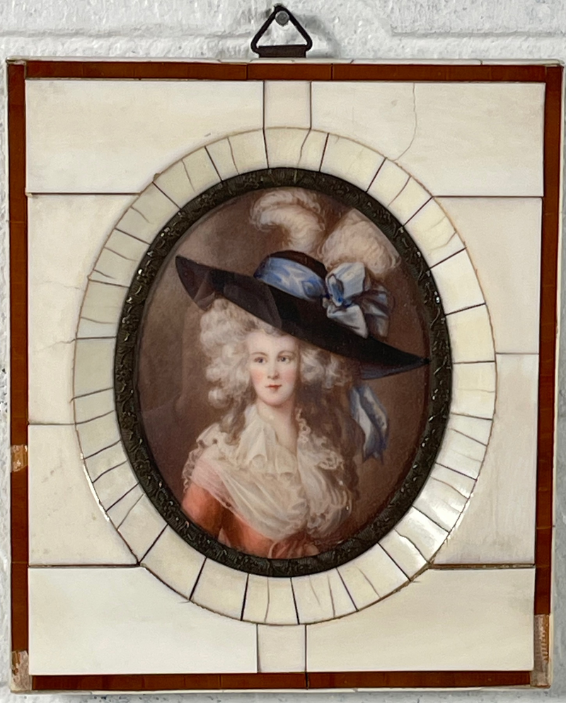 D'après Joshua Reynolds, portrait miniature antique d'une noble dame au chapeau.