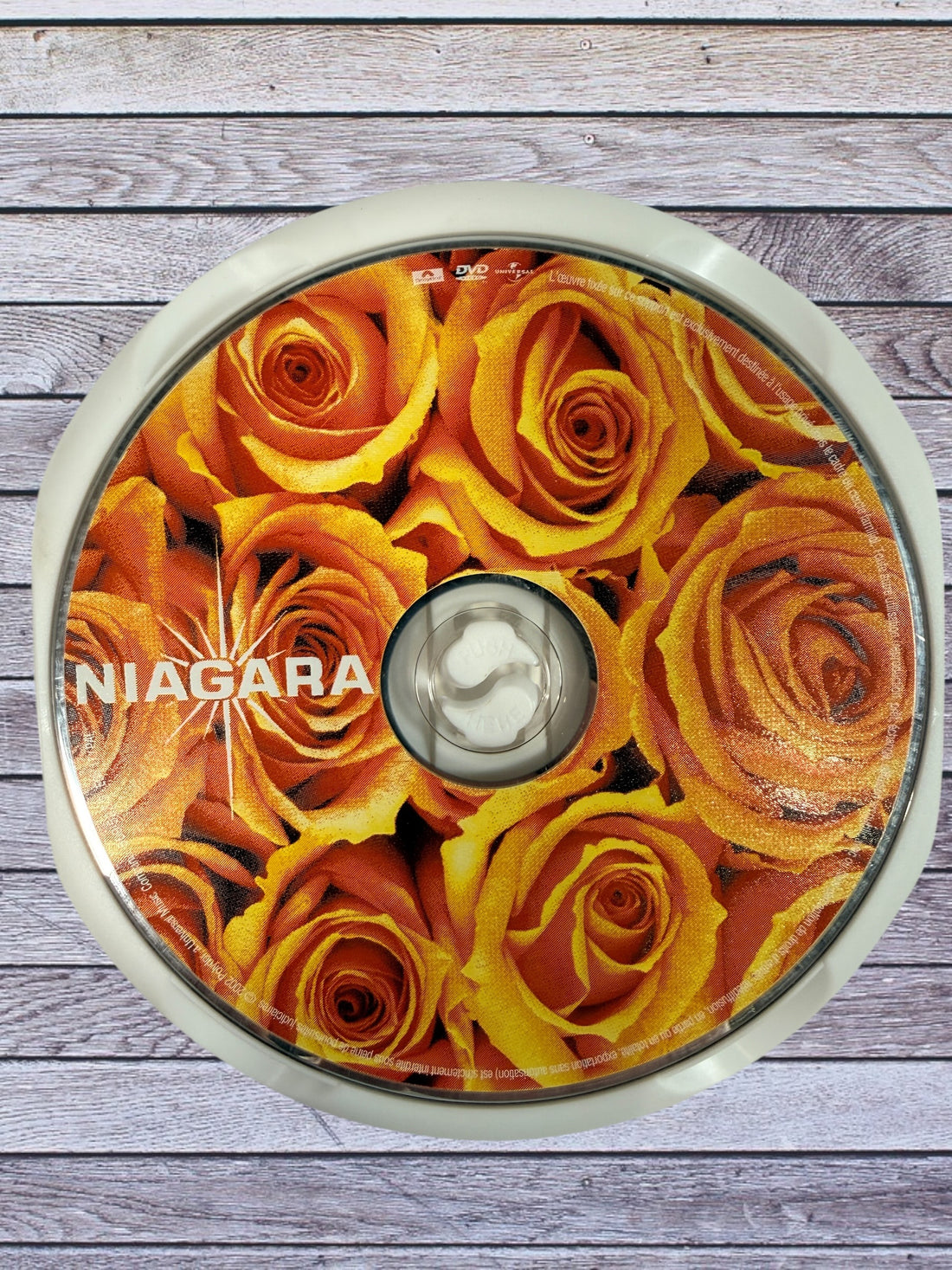 Niagara Flammes 2002 DVD featuring remastered videoclips, documentary and bonus content. PAL format French release with original insert included.