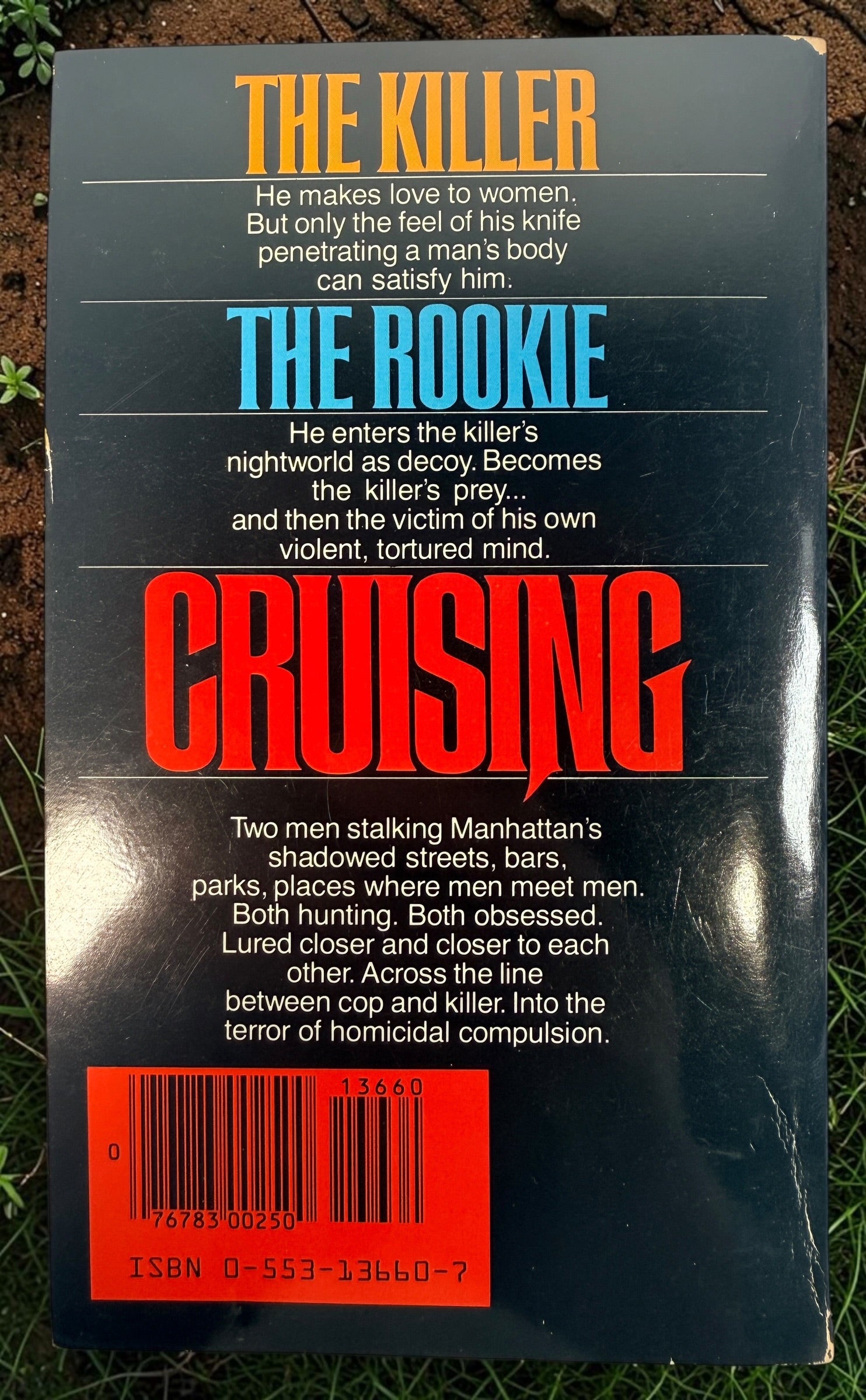 Vintage 1980 Cruising by Gerald Walker Bantam paperback movie tie-in edition, featuring the film cover from the controversial Al Pacino cult classic.