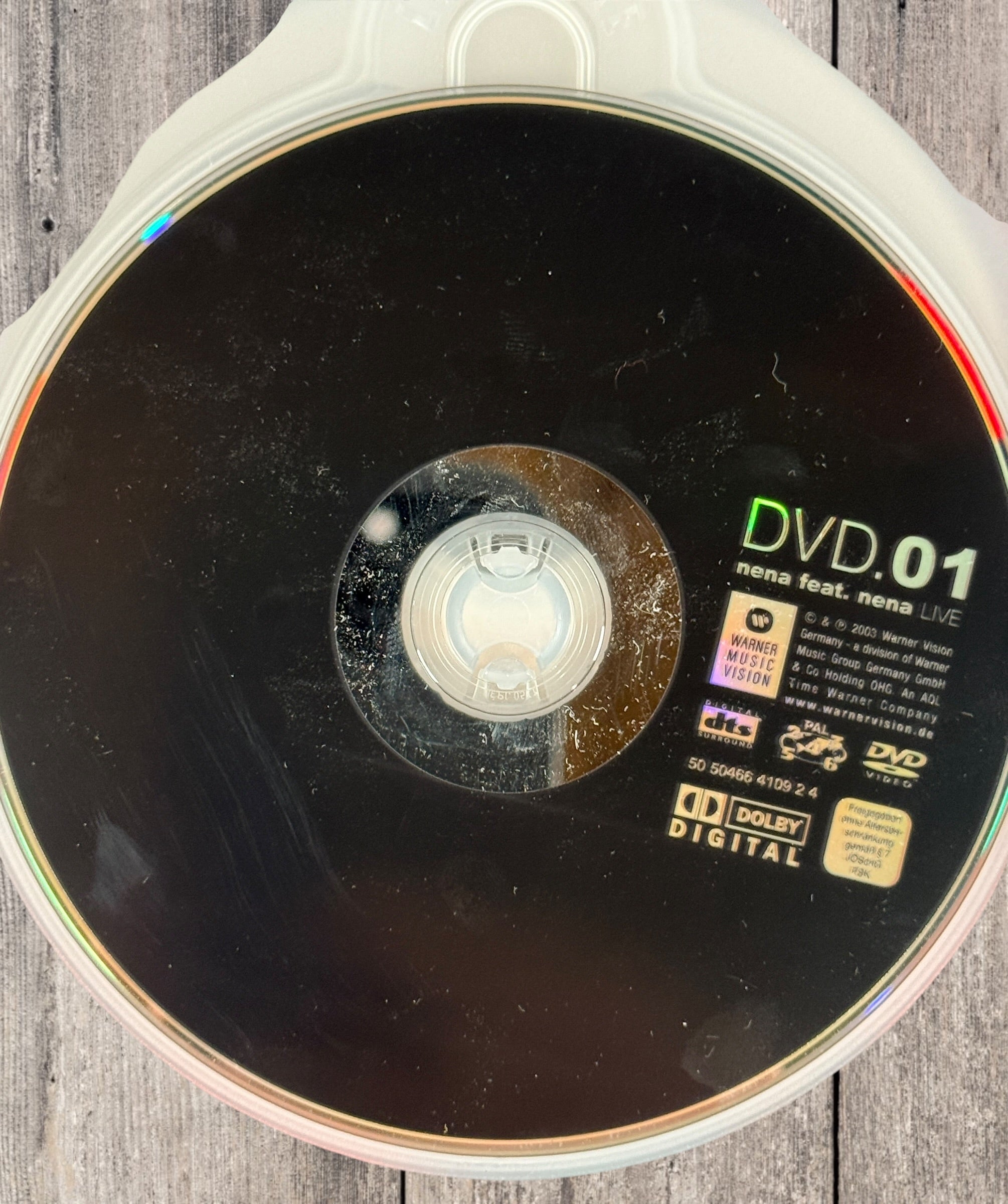 Nena Feat. Nena Live 2DVD + Bonus CD 2002 concert edition with 99 Luftballons, Dolby 5.1 surround sound, anniversary show Frankfurt.