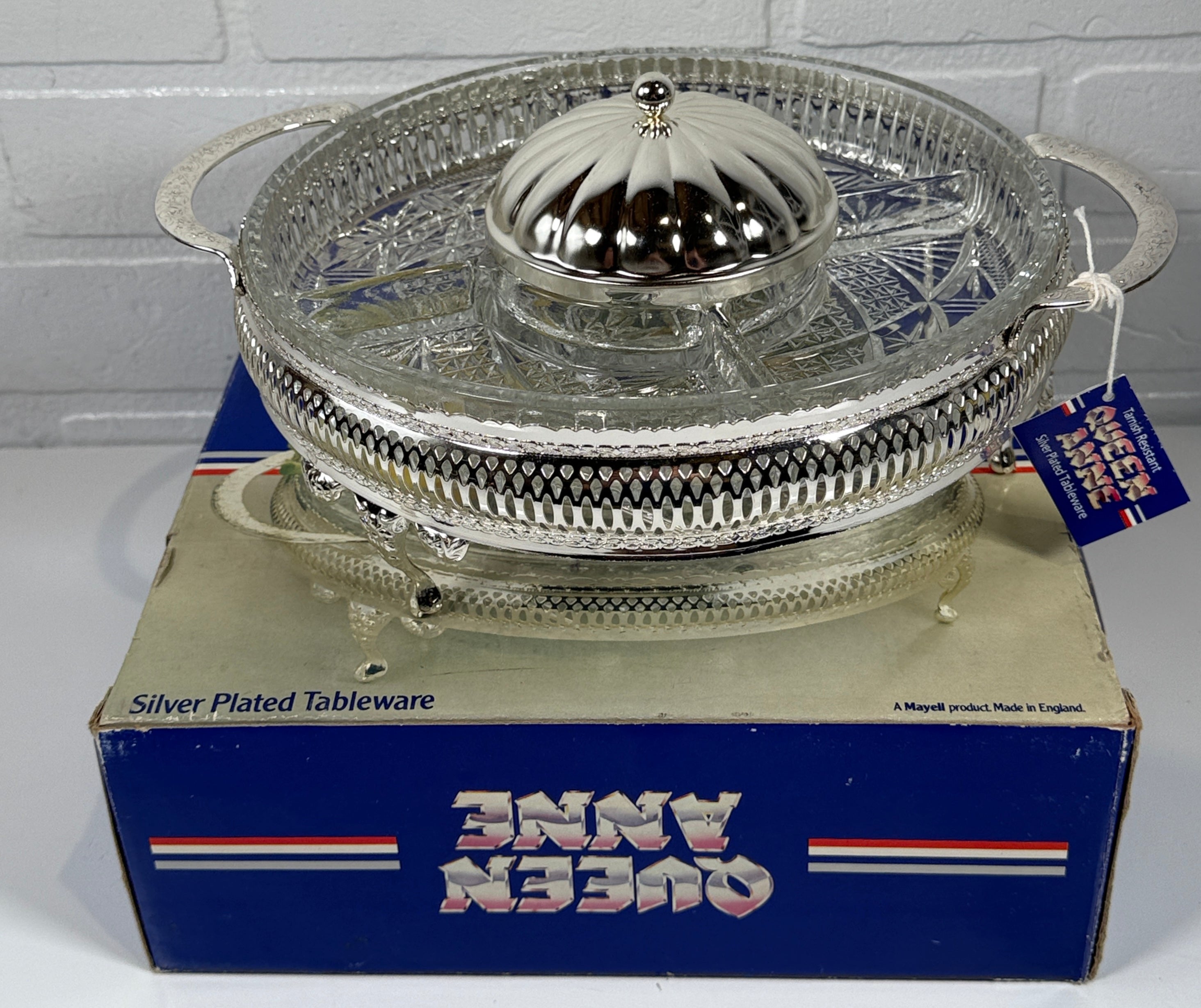 Présentoir à hors-d'œuvre plaqué argent Mayell « Queen Anne » avec plat en verre divisé