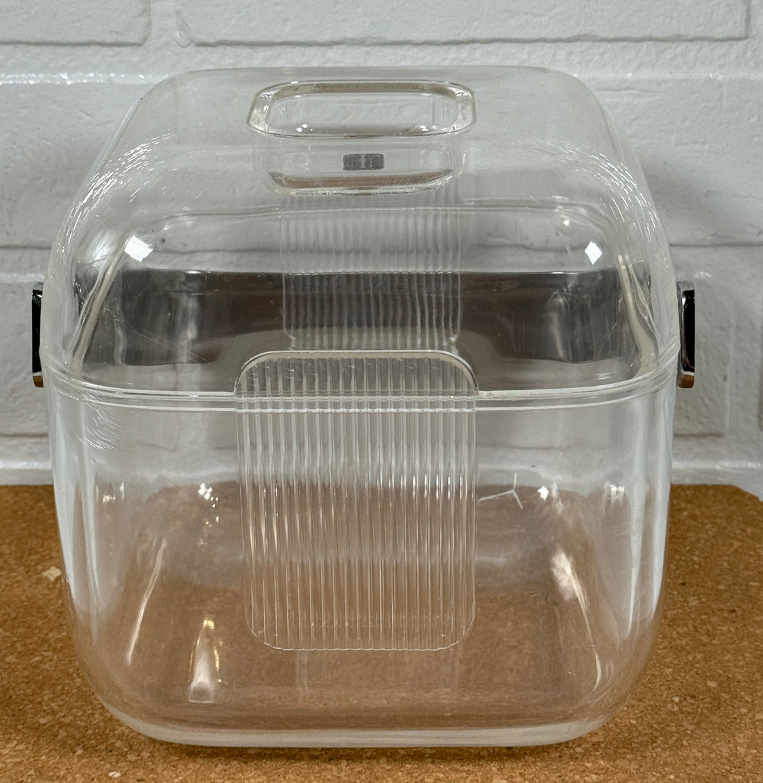 Seau à glace en Lucite Guzzini « Amanda » des années 1970 – Italie – Défaut