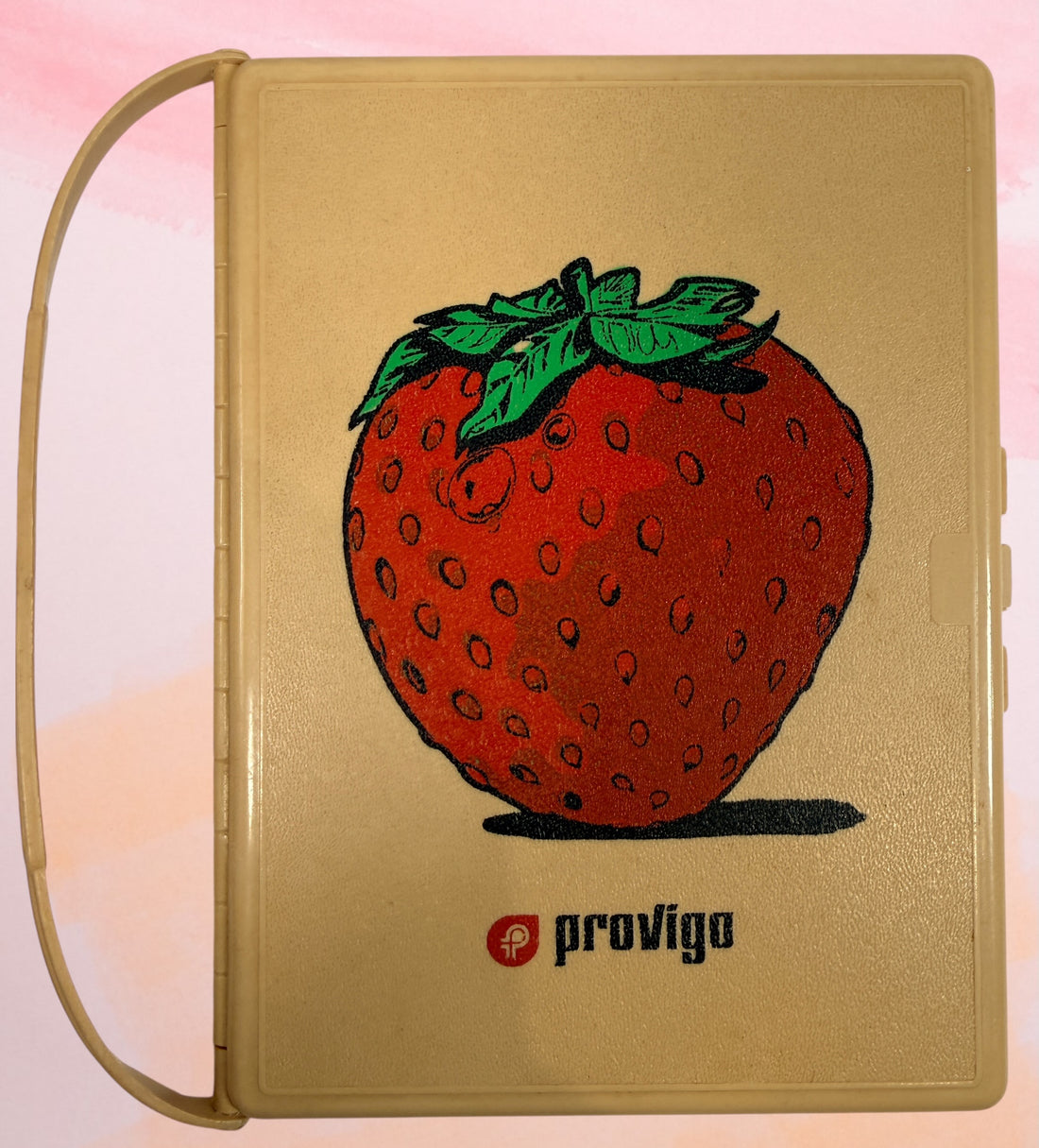 Vintage Provigo Mémo-rette grocery checklist board with strawberry logo. Quebec 1970s reusable sliding shopping planner in excellent condition