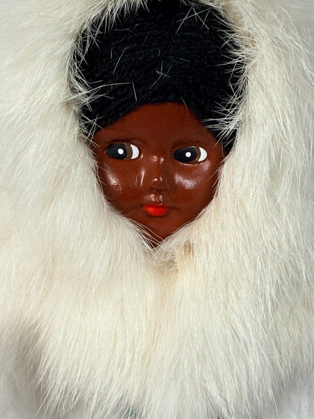 Vintage 1960s Arctic mother and child fur doll with wooden sled. Mid-century Canadiana winter décor in very good condition. Eco Depot Montreal.