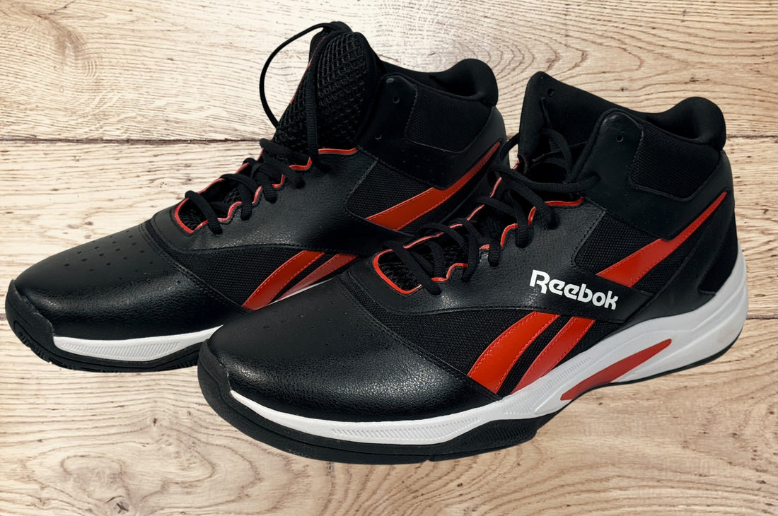 Reebok Pro Heritage 3 men’s basketball sneakers black red US 15 in mint condition. Clean mid-top athletic trainers with cushioned support and classic Reebok design.
