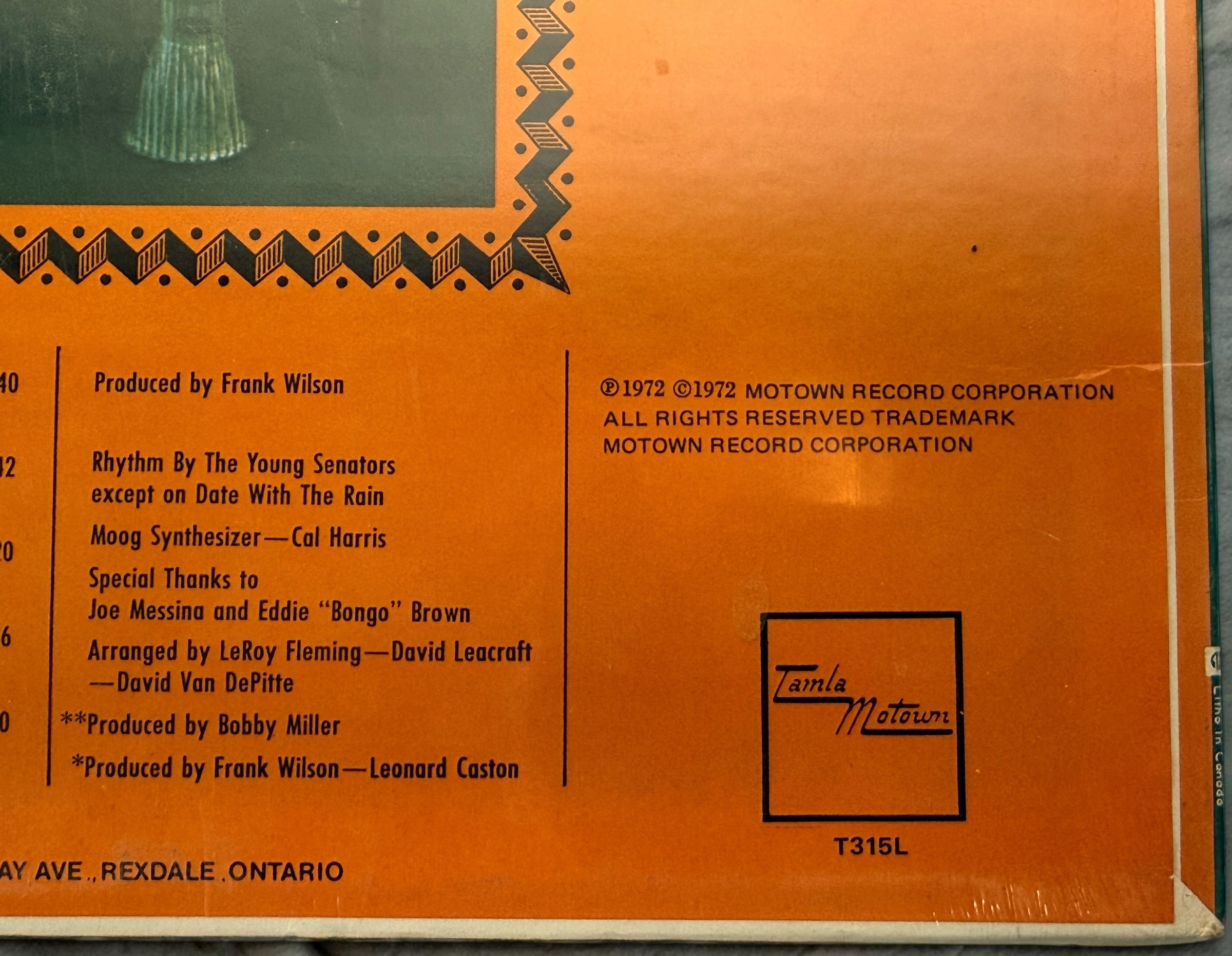 Shop Eddie Kendricks People... Hold On (1972), Canadian Tamla Motown T315L vinyl LP. Vintage soul and funk record available at Eco Depot Montreal