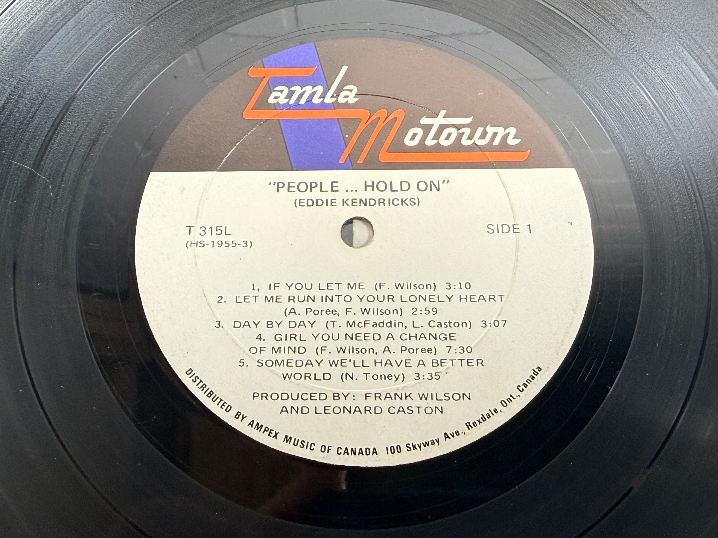 Shop Eddie Kendricks People... Hold On (1972), Canadian Tamla Motown T315L vinyl LP. Vintage soul and funk record available at Eco Depot Montreal