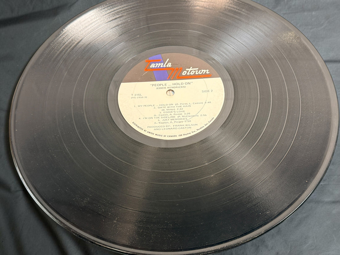 Shop Eddie Kendricks People... Hold On (1972), Canadian Tamla Motown T315L vinyl LP. Vintage soul and funk record available at Eco Depot Montreal