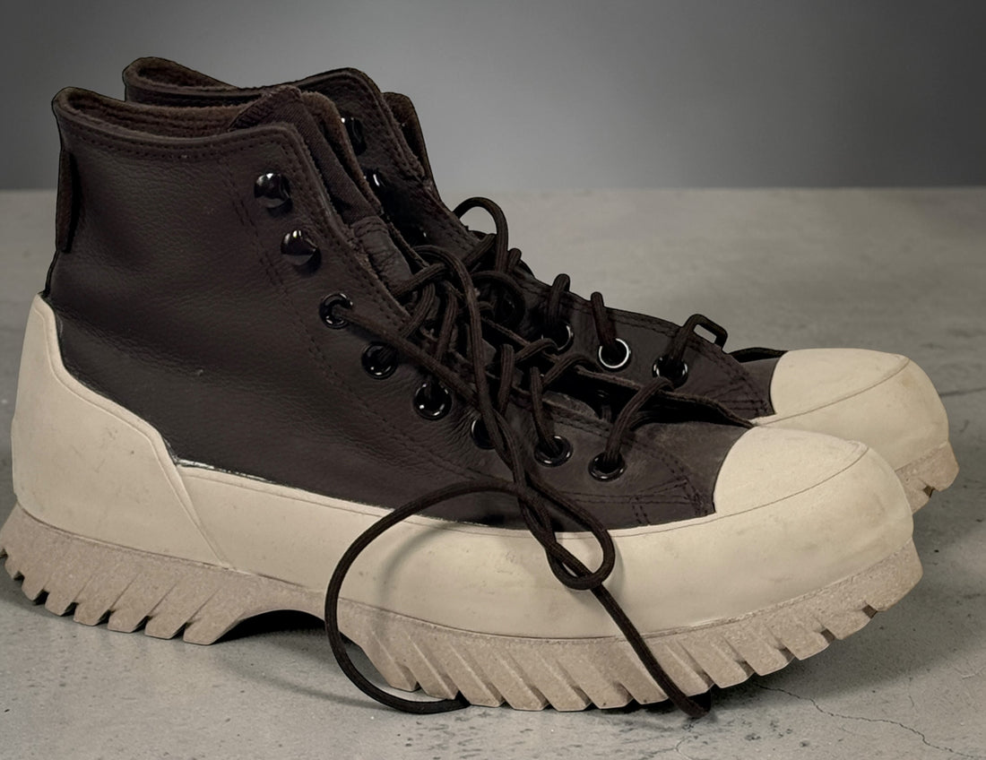 Converse Chuck Taylor Counter Climate lugged leather boots in brown, size US 8 men. Rugged outdoor style with chunky tread sole and classic Converse design.
