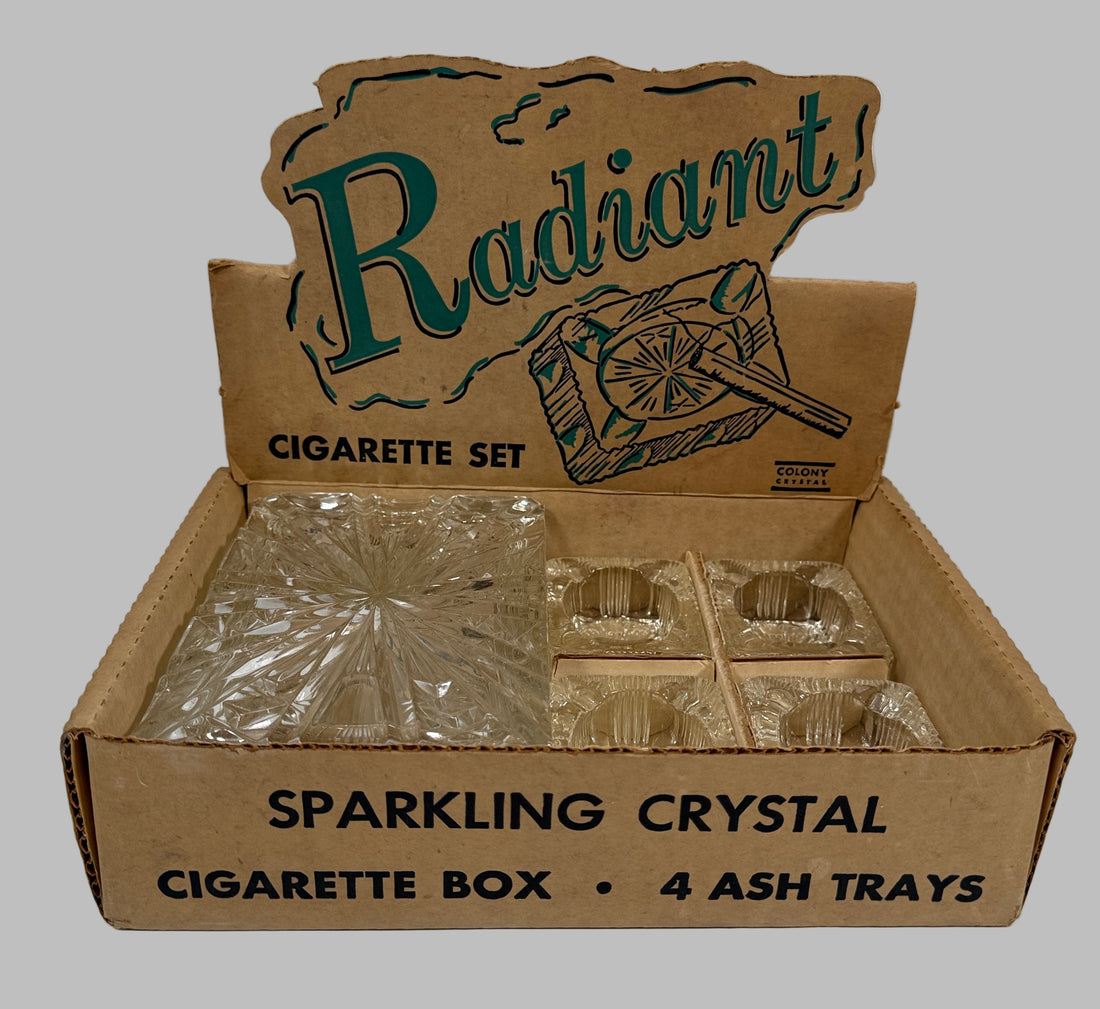 Coffret fumeur Vintage Colony Radiant Crystal – Boîte NIB et 4 cendriers