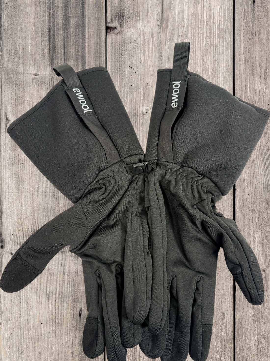 eWool heated glove liners XL 10W electric winter glove inserts. Battery not included. Untested liners sold as-is for skiing, motorcycling and cold weather gear.