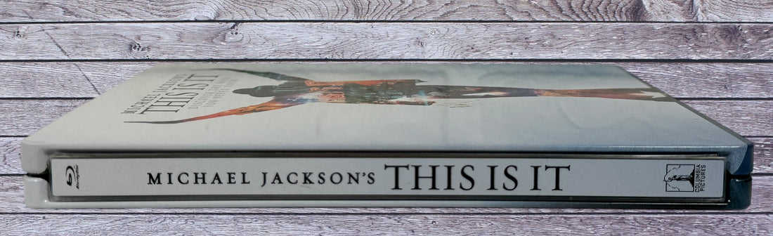 Michael Jackson This Is It steelbook Blu-ray collector edition with iconic cover art. 2009 concert documentary in metal case, VG condition, ready to ship.