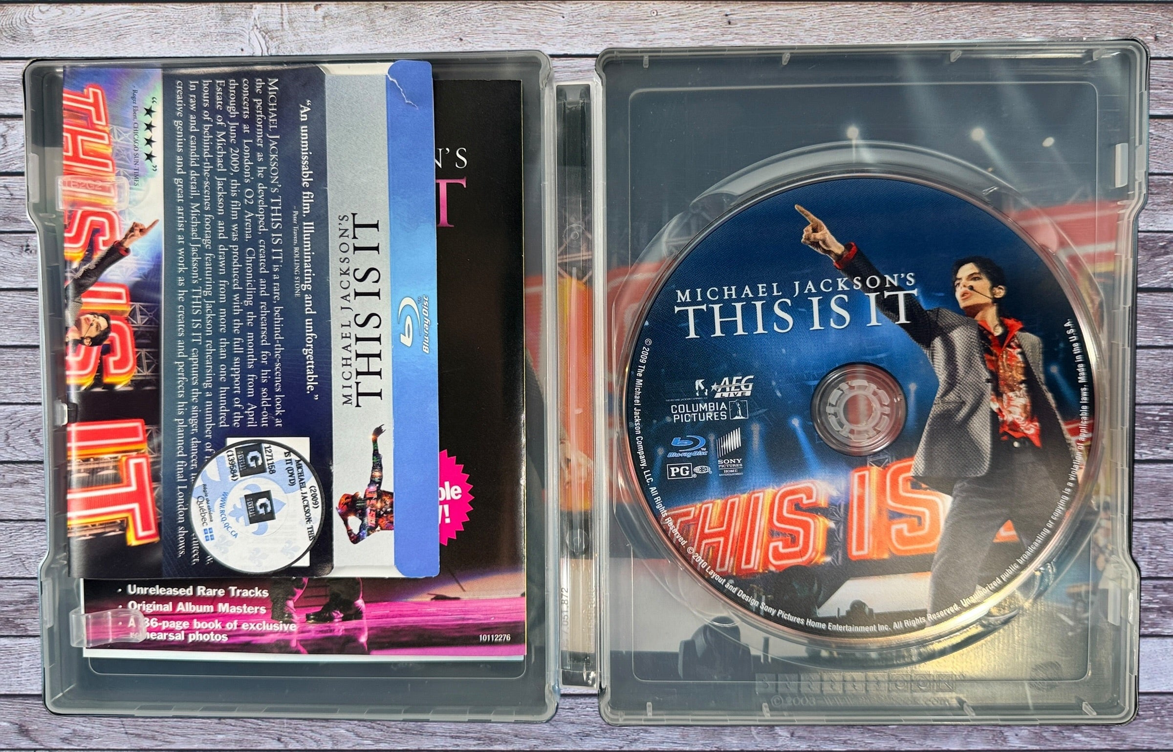 Michael Jackson This Is It steelbook Blu-ray collector edition with iconic cover art. 2009 concert documentary in metal case, VG condition, ready to ship.