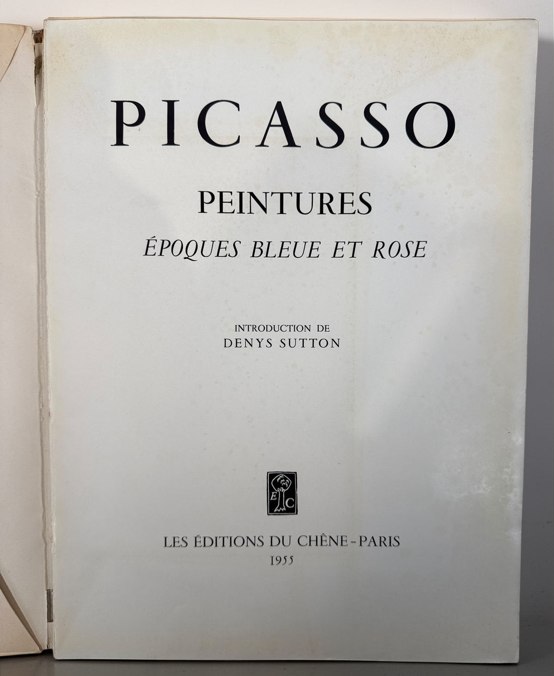 1955 Picasso art book with Blue and Rose period plates. French edition from Éditions du Chêne. Vintage decorative art book with full-page reproductions.