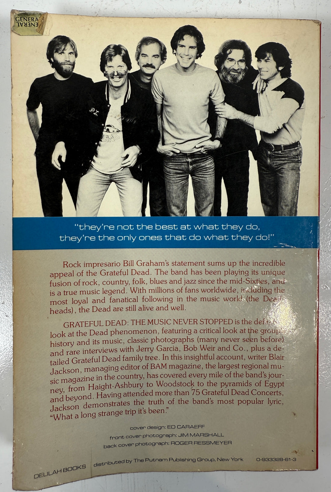 Livre des Grateful Dead de 1983 – La musique ne s'est jamais arrêtée, 1re impression, broché