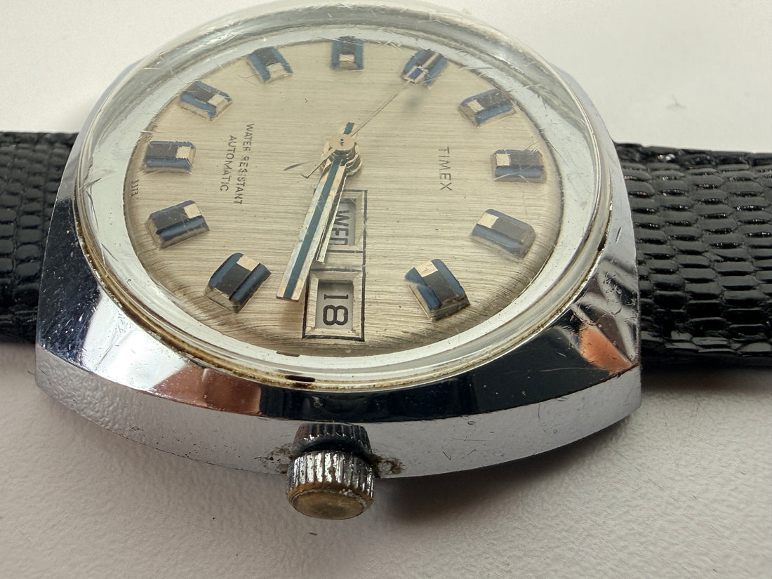 Vintage 1973 TIMEX VISCOUNT Automatic Watch - Day/Date - Cushion Case - 46550 3473