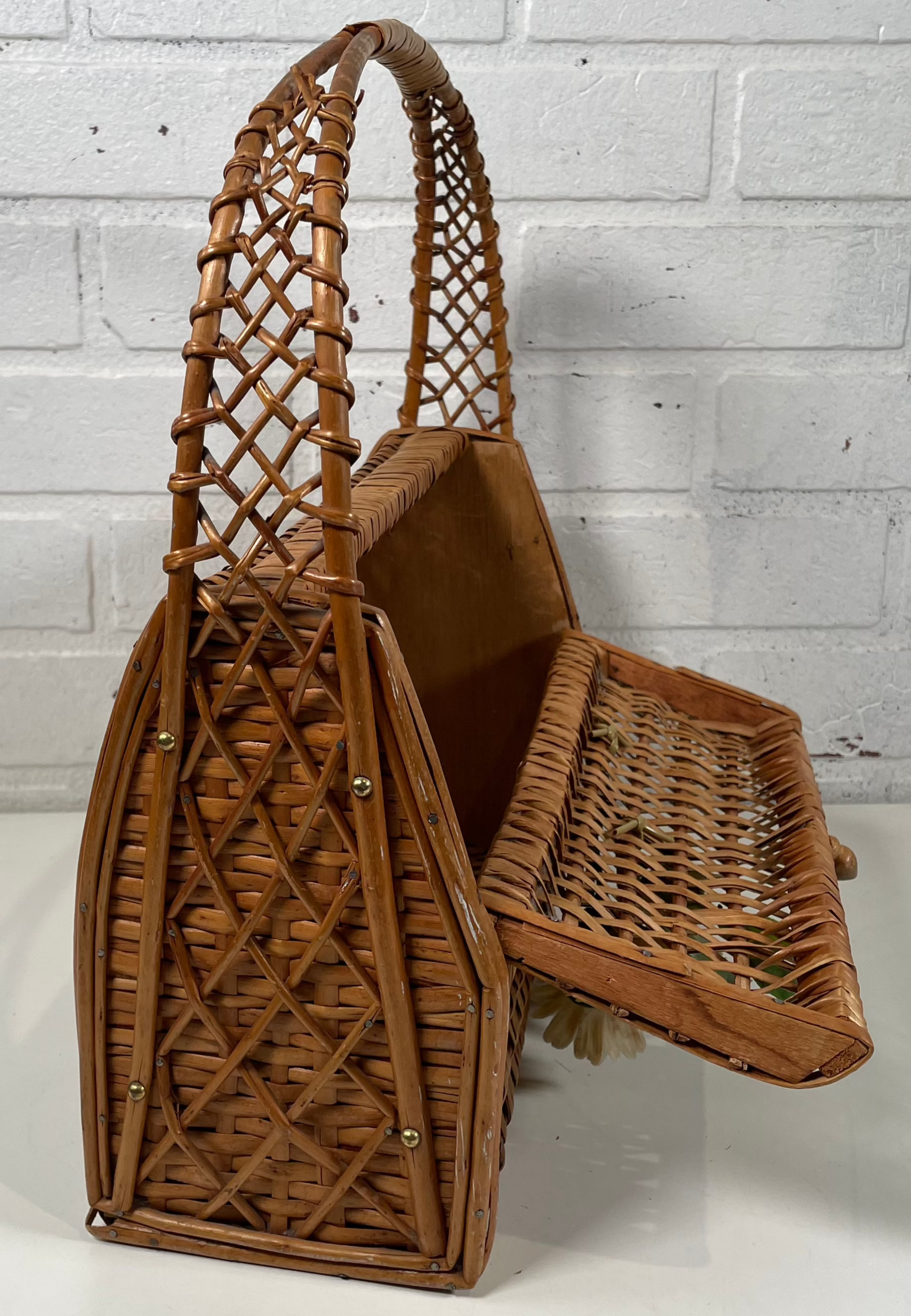 Collectible Wicker Basket Purse With Plastic Flowers Vintage 1970