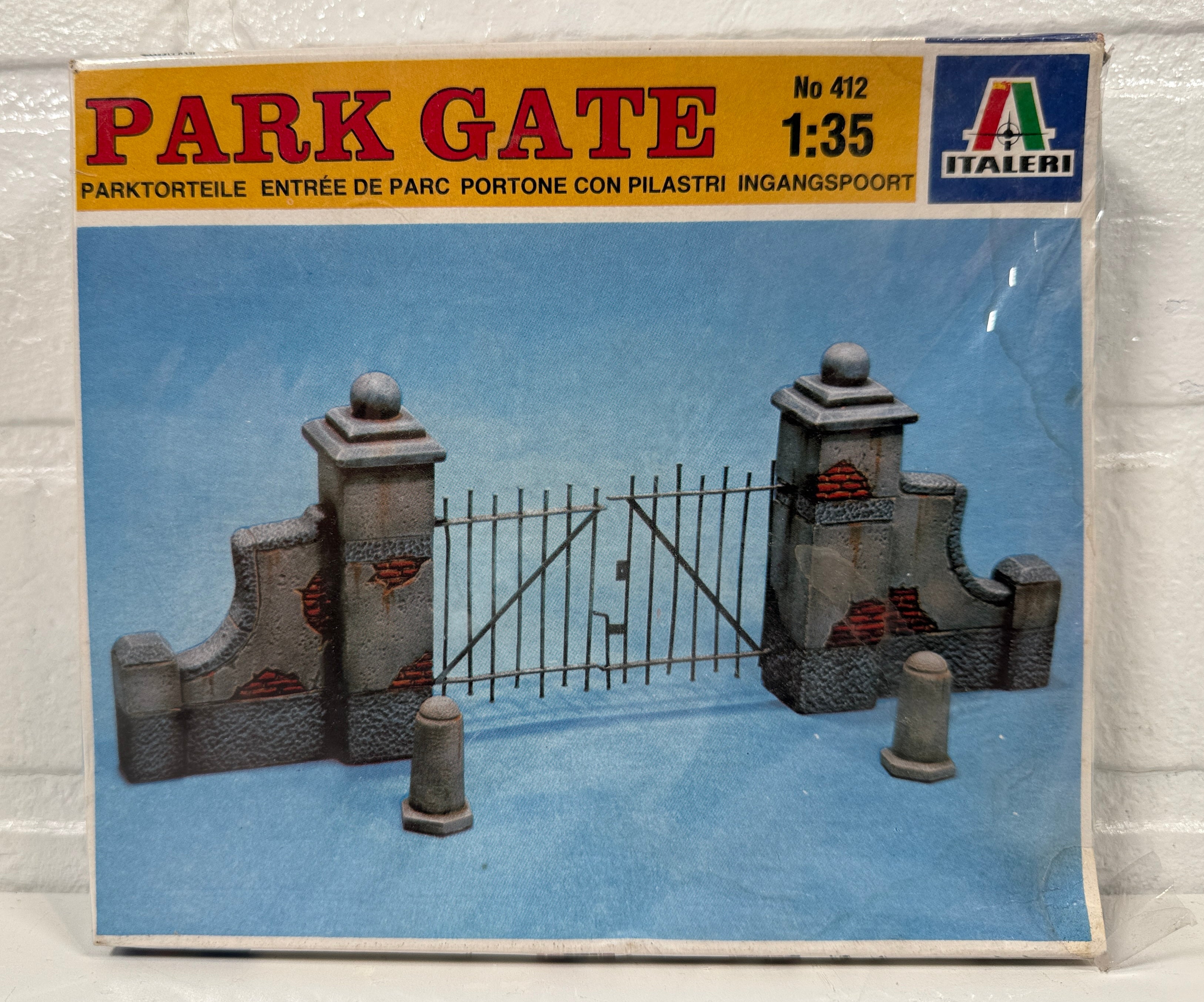 Maquette vintage Italeri 1:35 Park Gate n° 412 – Diorama scellé