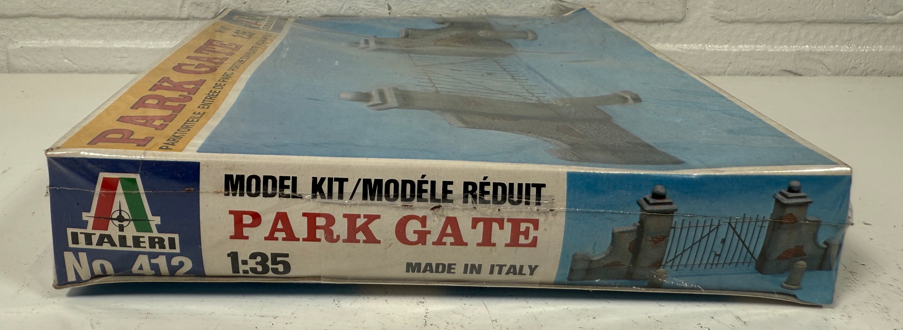 Maquette vintage Italeri 1:35 Park Gate n° 412 – Diorama scellé