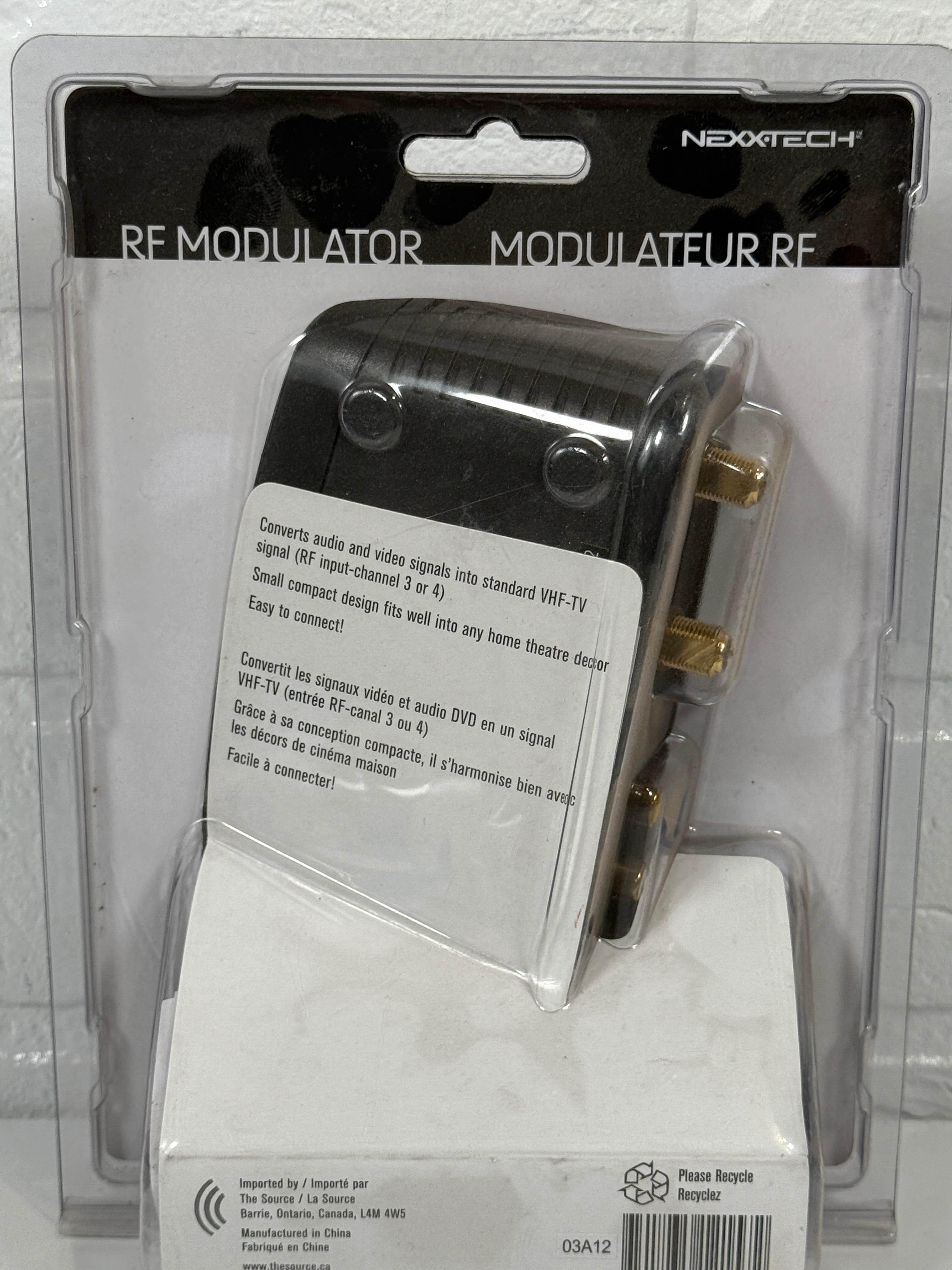 Nexxtech RF Modulator – Sealed New in Box AV to TV Converter