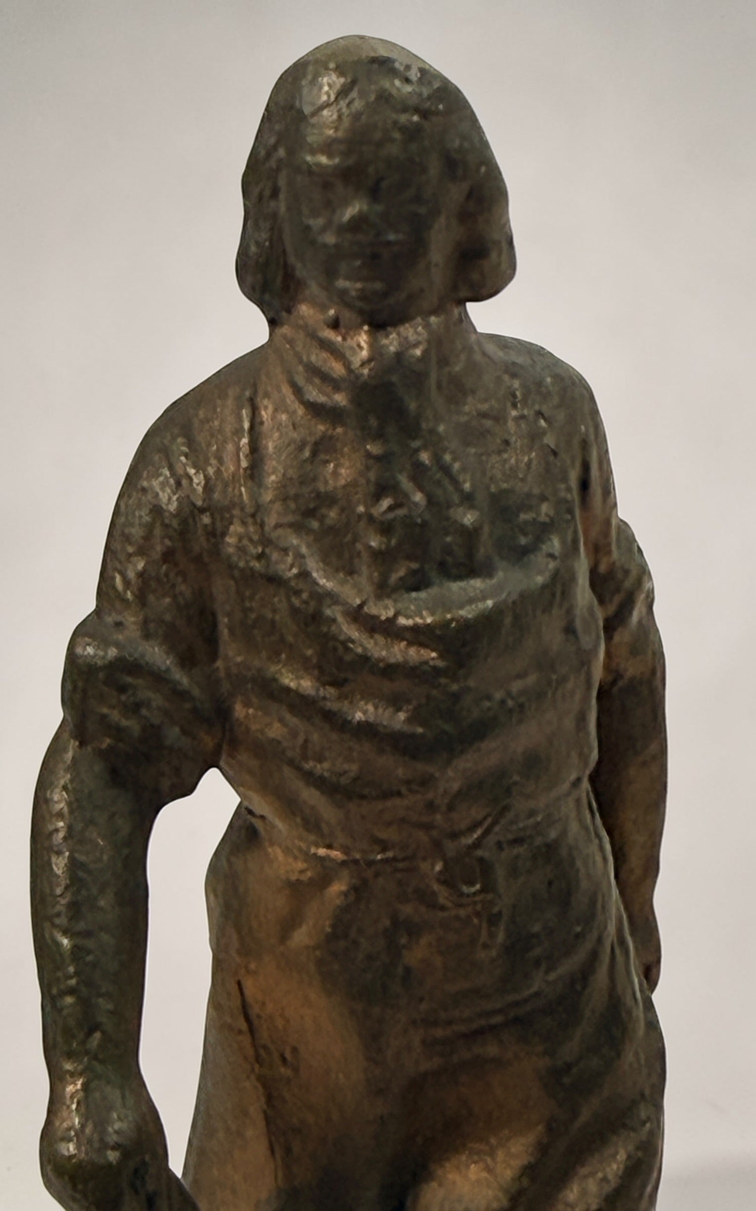1912 Imperial Russian Peter the Great Tula Arms Factory commemorative sculpture, antique desk monument with Cyrillic inscriptions, pre-1917 Russia.