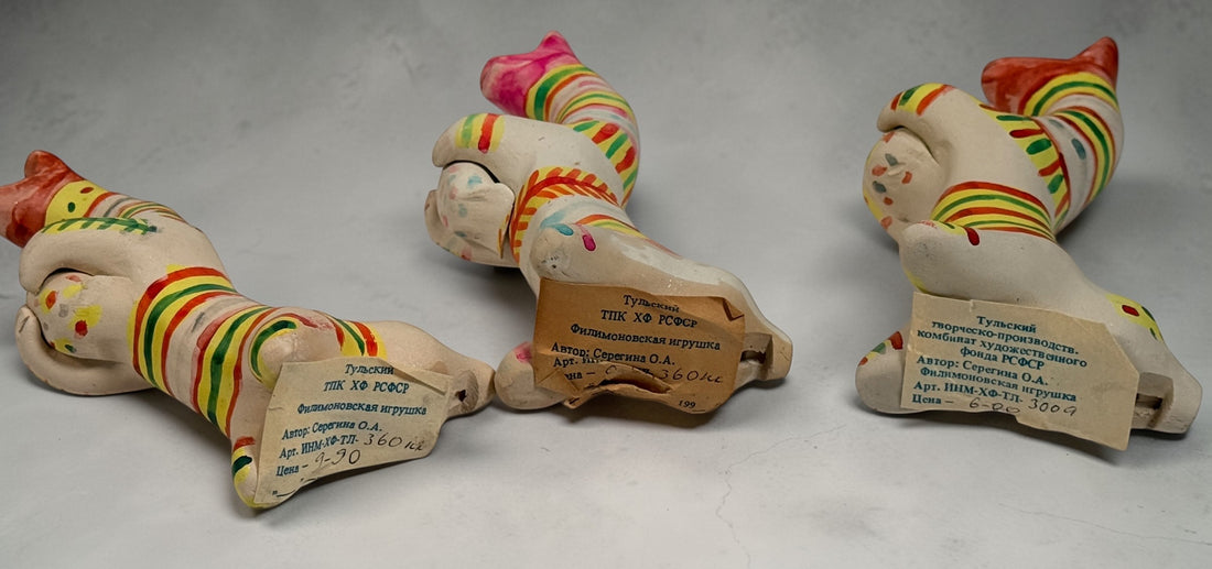 Vintage Russian folk art clay whistles set of 3, Tula style hand painted ceramic animal figurines, collectible decorative whistles, Eastern European pottery