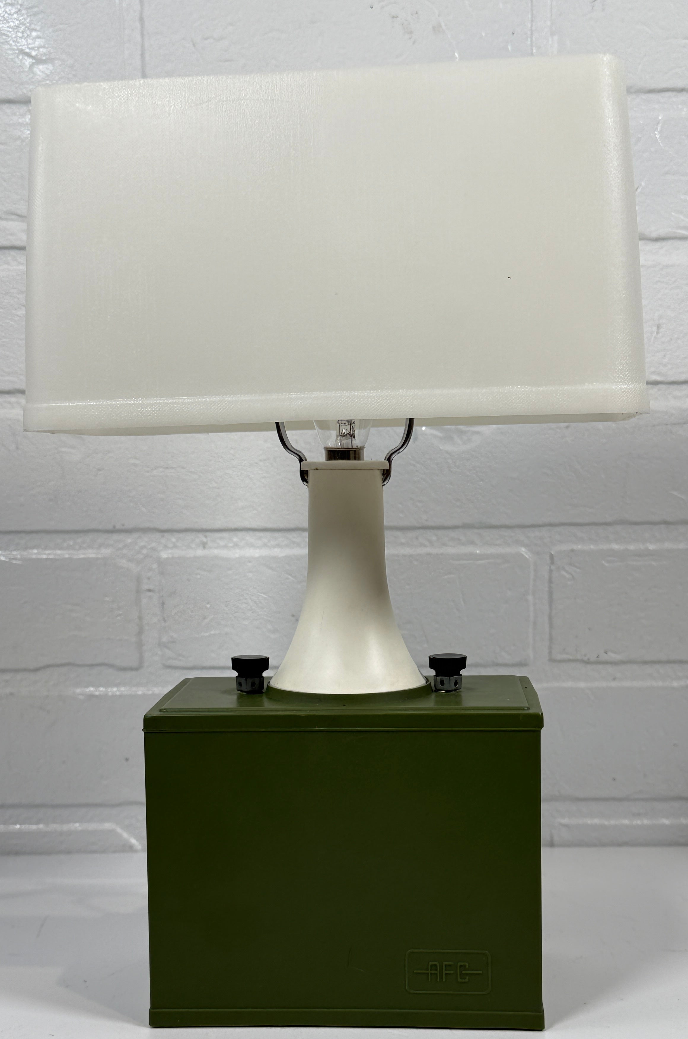 Lampe de camping Ashflash AFC vintage des années 1970 – Modèle 7820 avec boîte