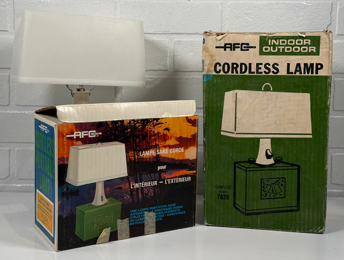 Lampe de camping Ashflash AFC vintage des années 1970 – Modèle 7820 avec boîte
