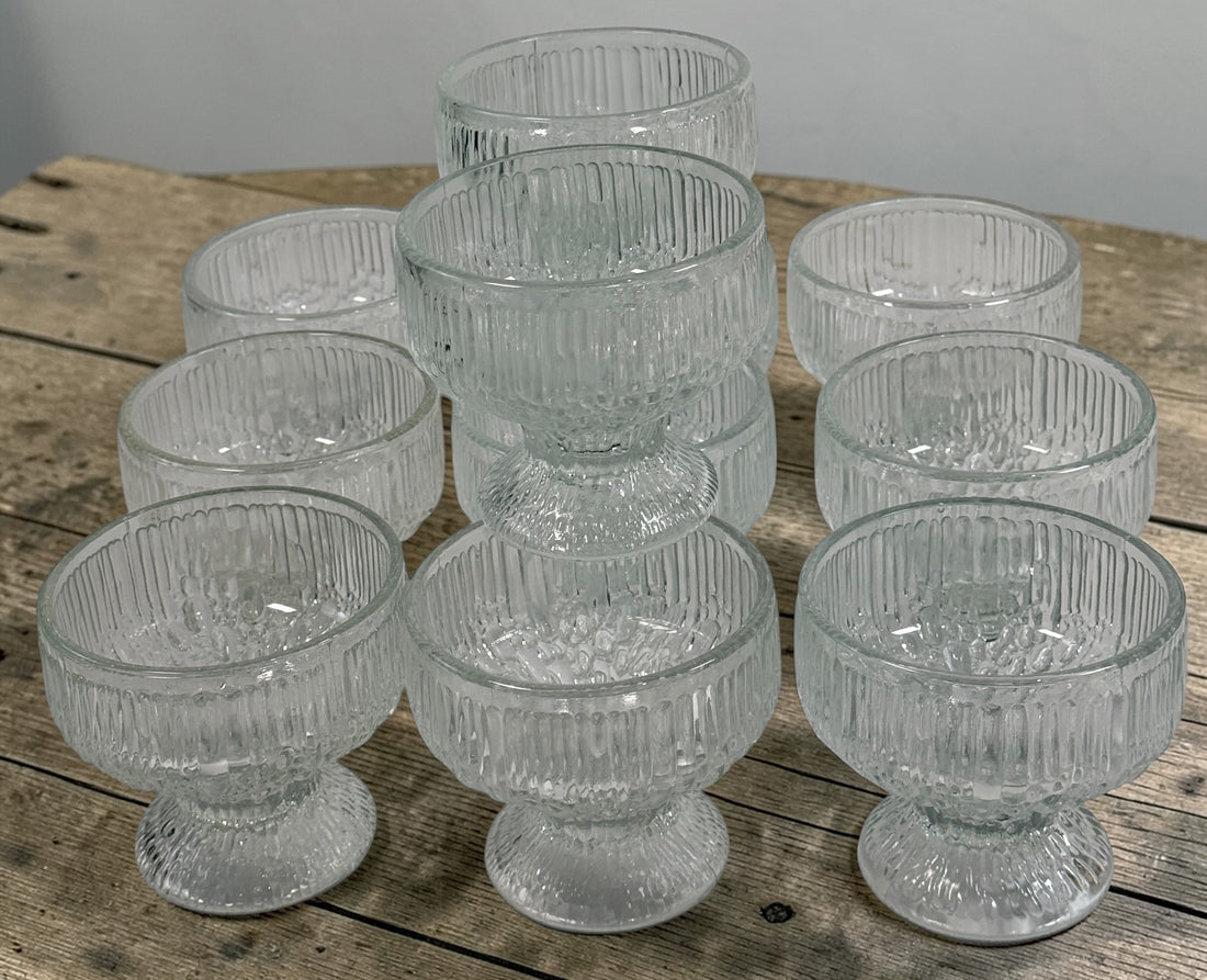 Vintage Anchor Hocking Queen Mary dessert cups set of 11. Ribbed clear glass sherbet bowls, perfect for parfaits, ice cream, and entertaining.