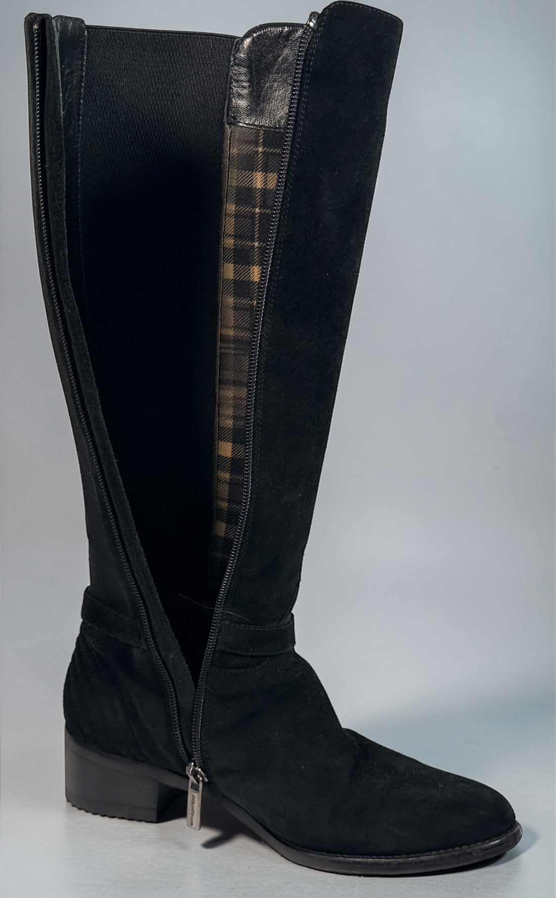 Aquatalia ULLY black suede knee-high boots size 7, Italian leather, stretch panel, zip closure, durable lug sole, stylish designer winter footwear.