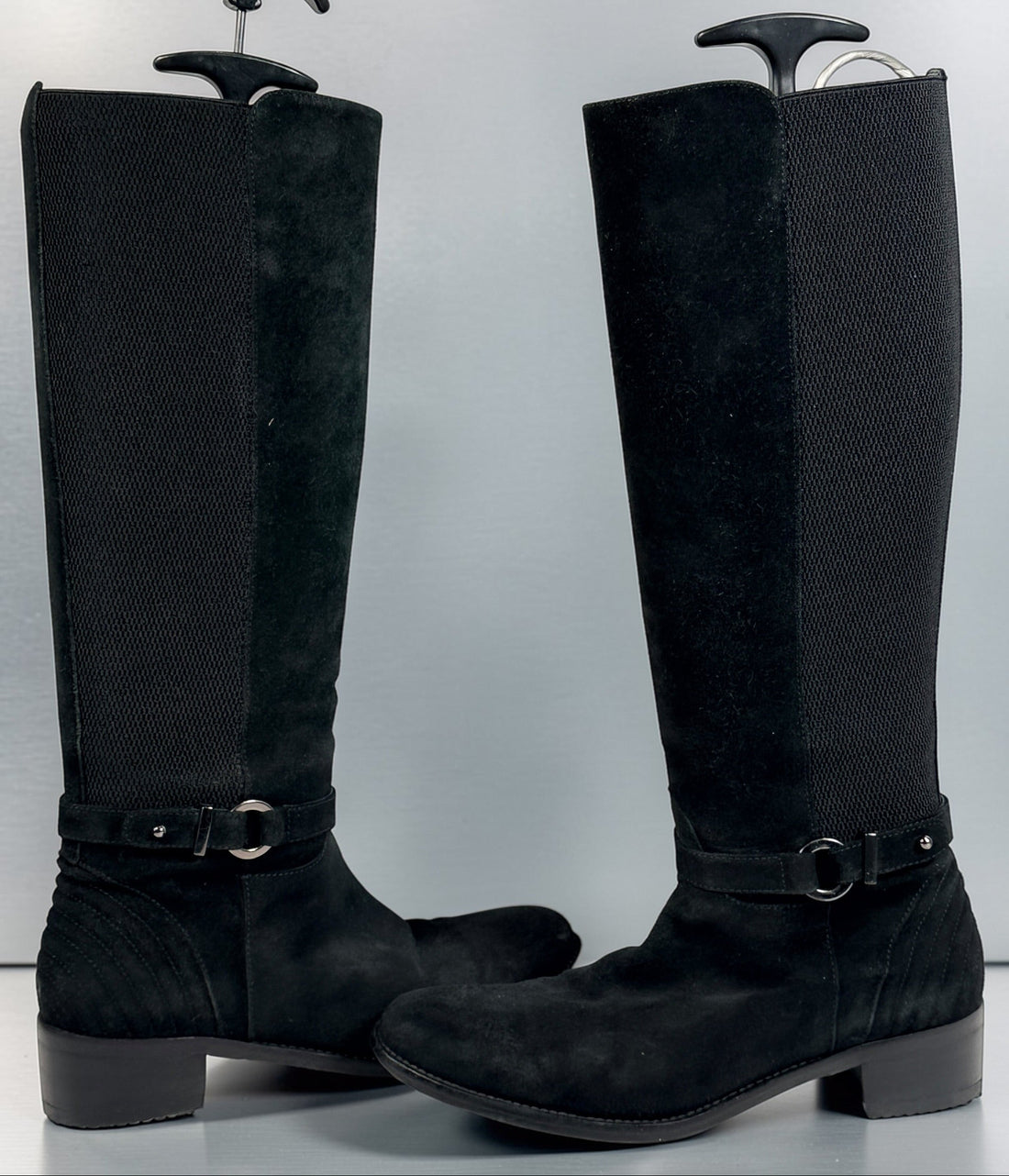 Aquatalia ULLY black suede knee-high boots size 7, Italian leather, stretch panel, zip closure, durable lug sole, stylish designer winter footwear.