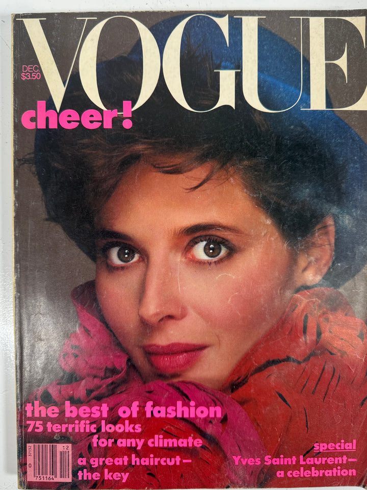 Magazine Vogue Vintage – Spécial Yves Saint Laurent de décembre 1983