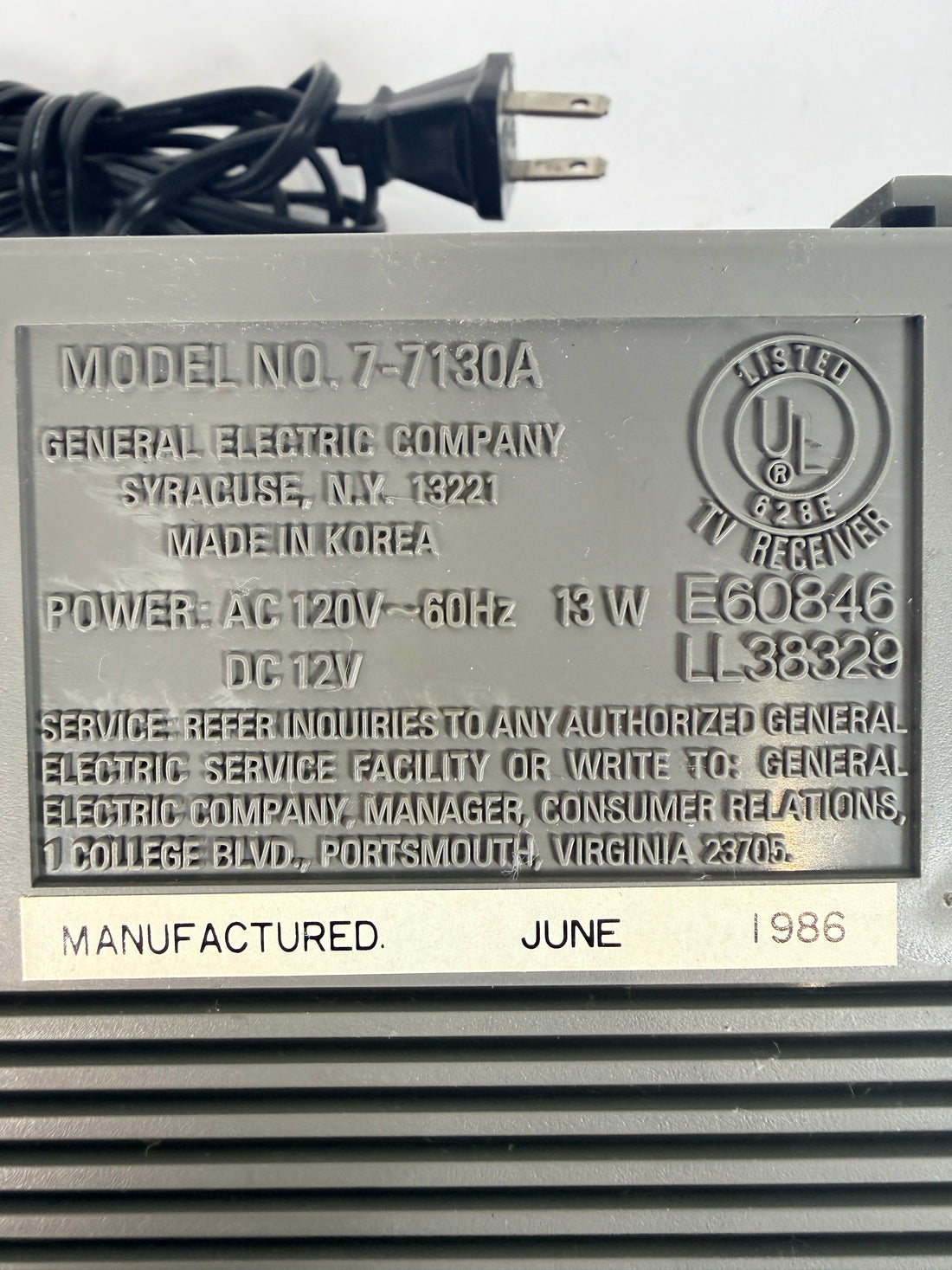 Téléviseur portable GE Spacemaker, modèle 7-7130A, 1986. Testé