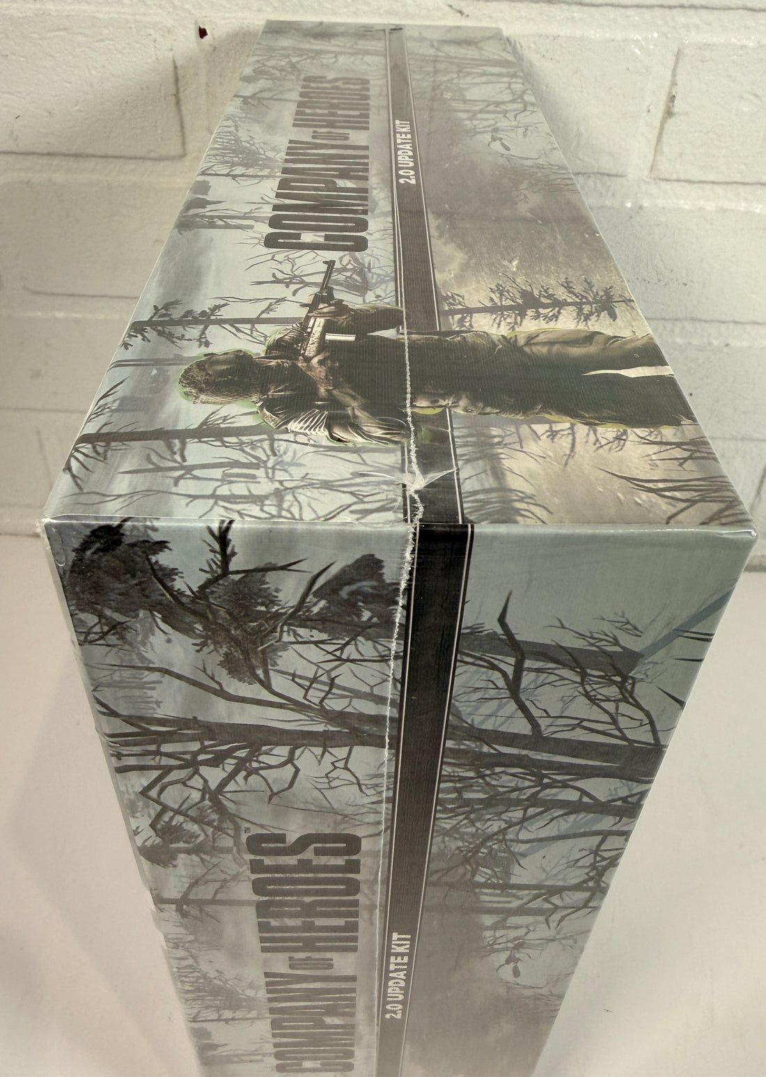 Company of Heroes 2nd Edition Update Kit board game expansion. Includes updated maps, cards, dice and components. Requires original game to play.