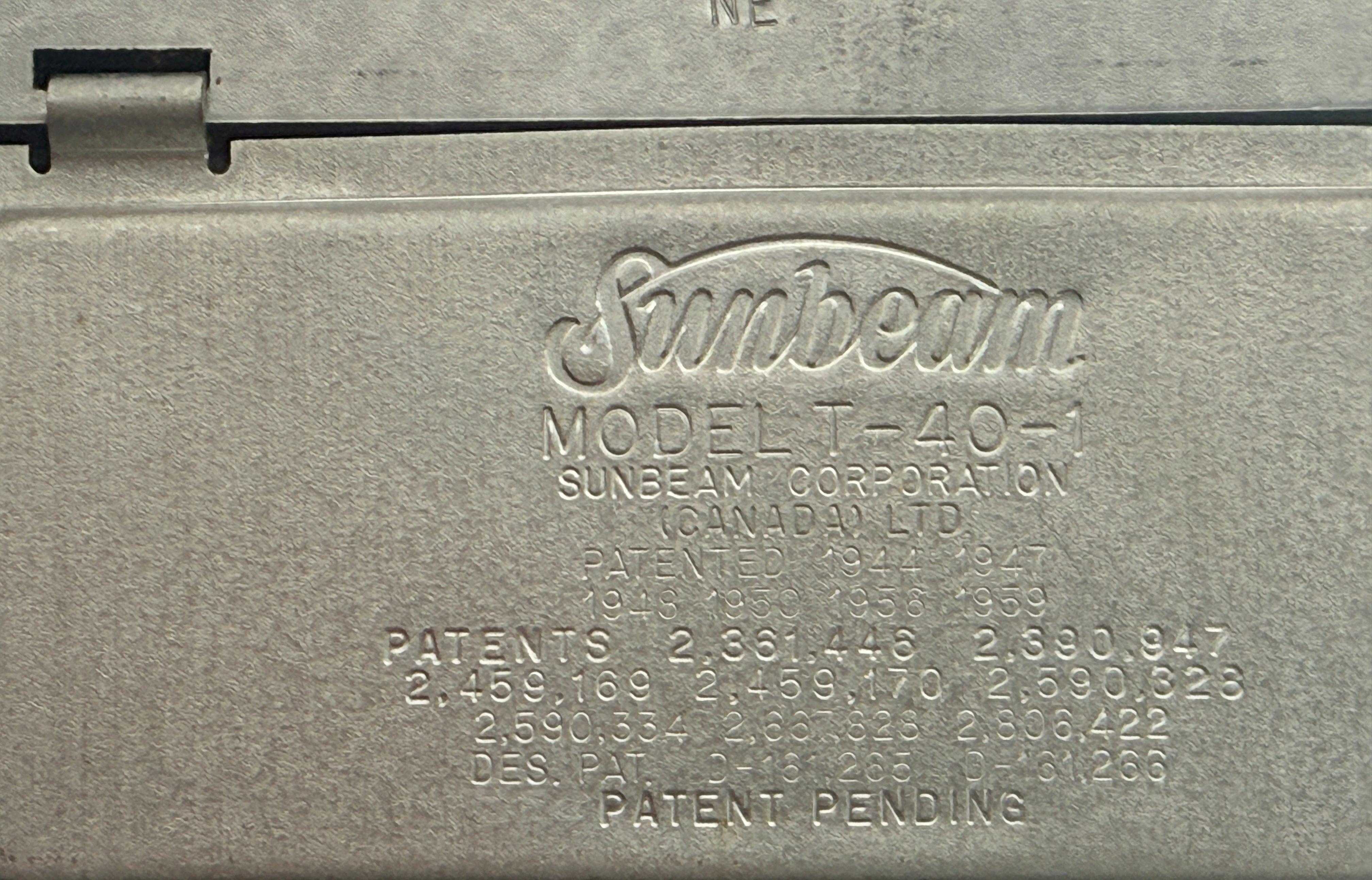 Vintage Sunbeam chrome toaster Model T-40-1 Radiant Control automatic mid century kitchen appliance made in Canada collectible retro décor toaster.