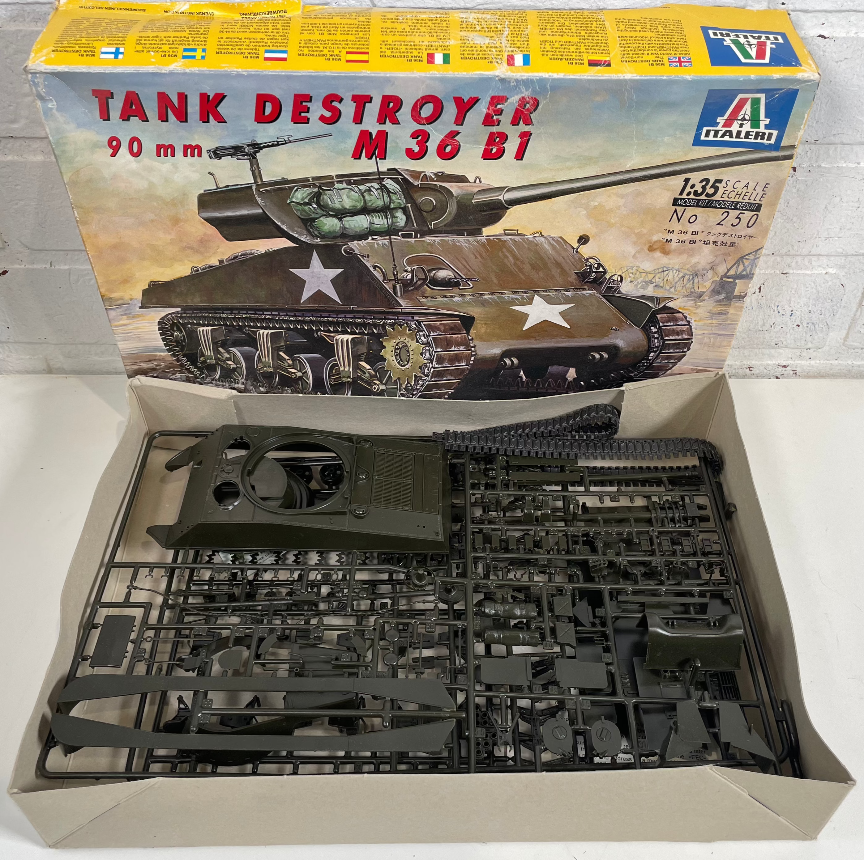 ITALERI 1:35 M36B1 90mm Tank Destroyer Model Kit #250 GMC *COMPLETE UNSTARTED*