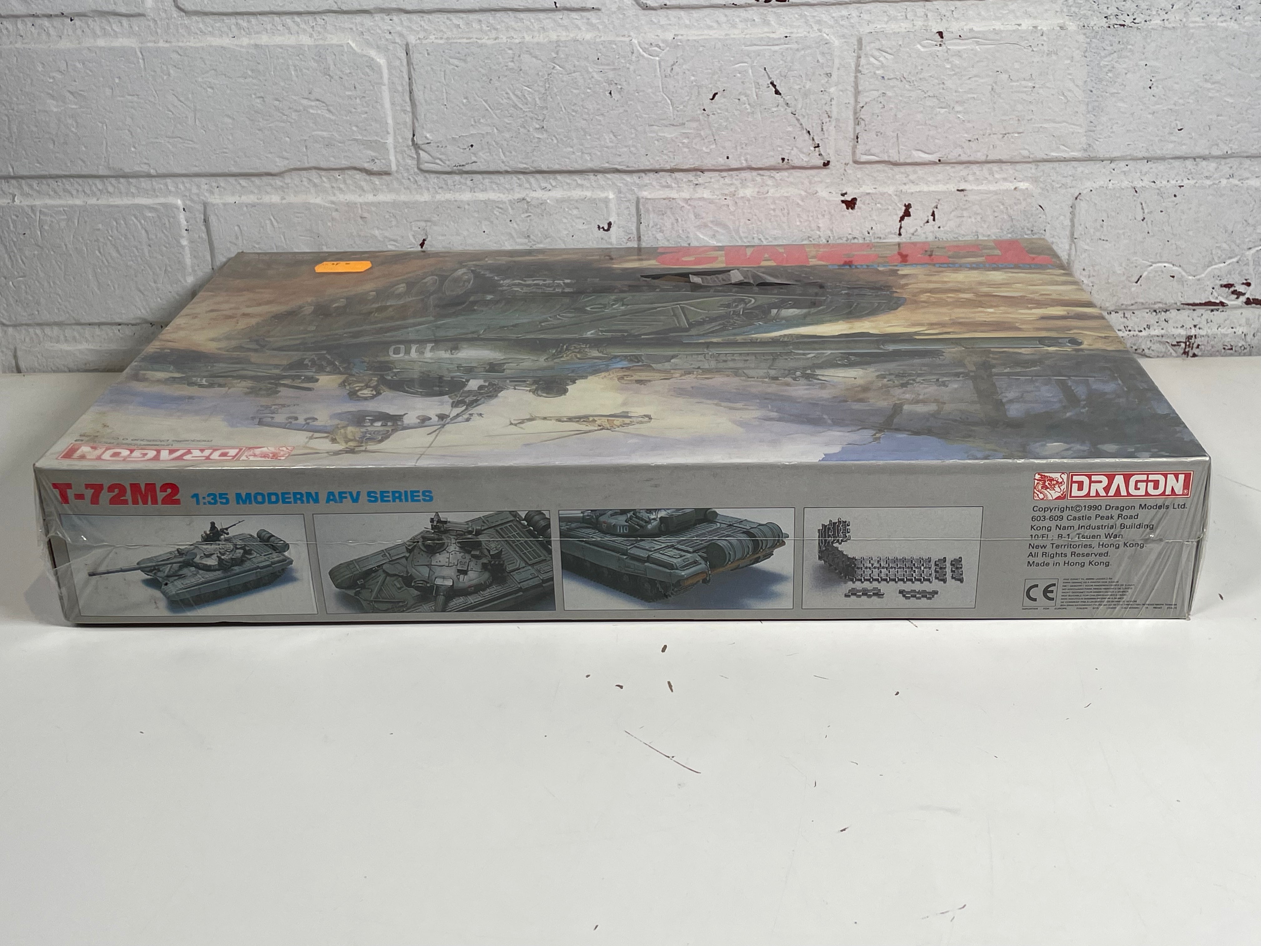 Dragon DML 3501 T-72M2 Soviet Main Battle Tank – 1:35 Scale Plastic Model Kit – SEALED