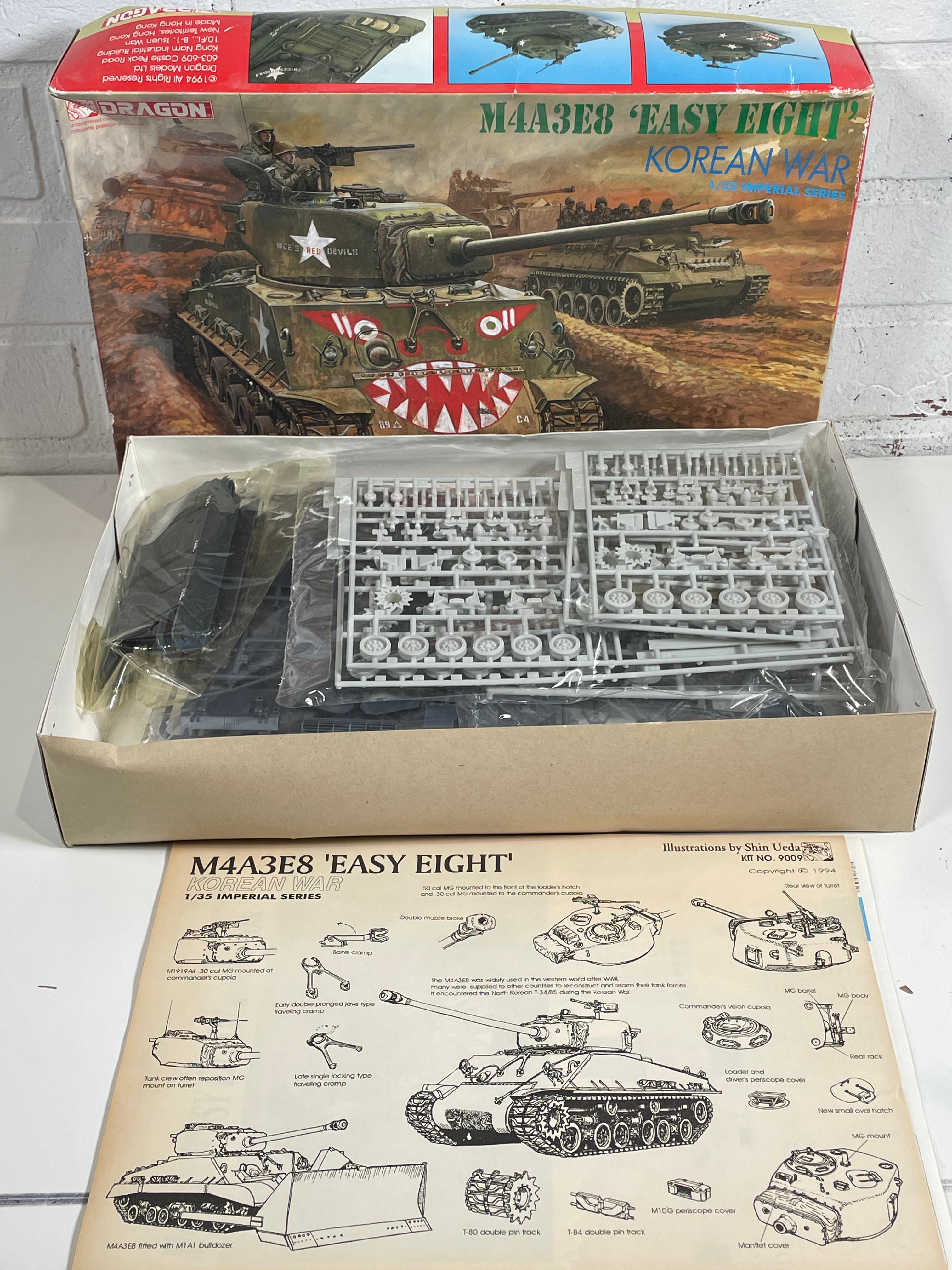 Dragon 1/35 US Army M4A3E8 « Easy Eight » Sherman Tank – Édition Guerre de Corée – Modèle n° 9009